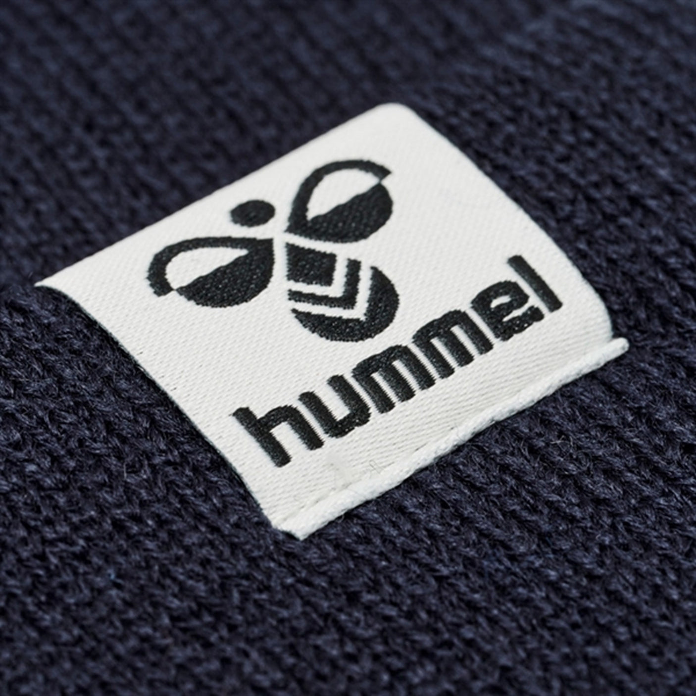 Hummel Beanie Park Black Iris