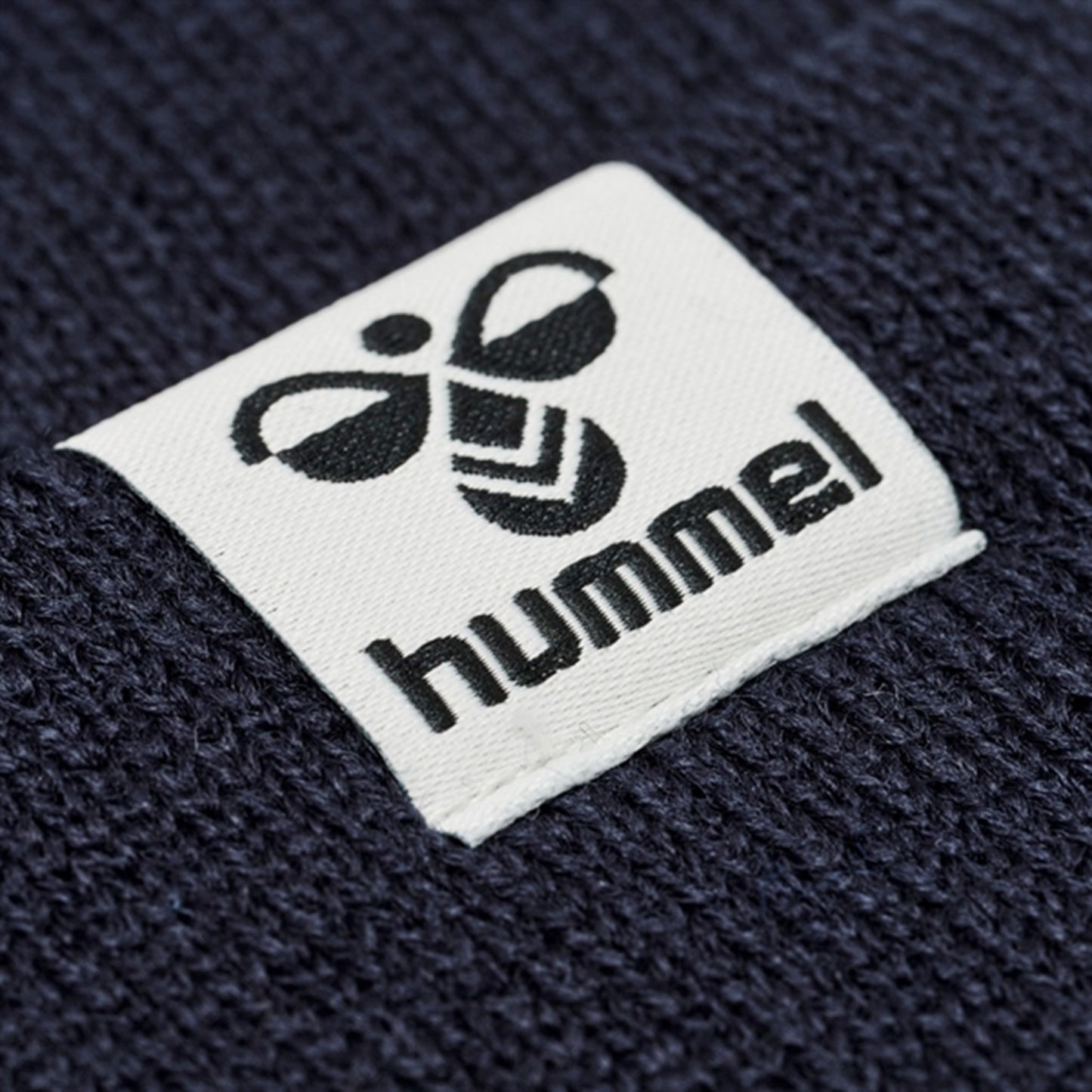 Hummel Beanie Park Black Iris