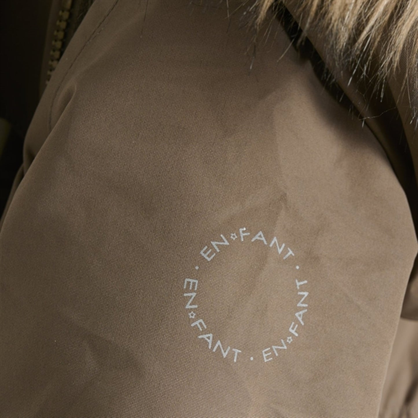 En Fant Snow Suit m. Faux Fur Chocolate Chip