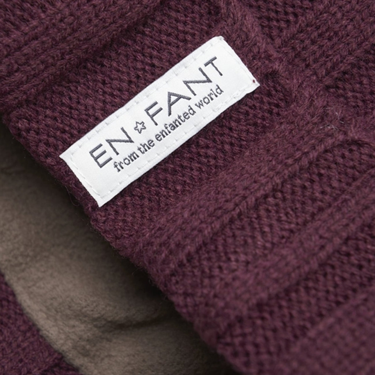 En Fant Beenie m. Faux Fur Fig