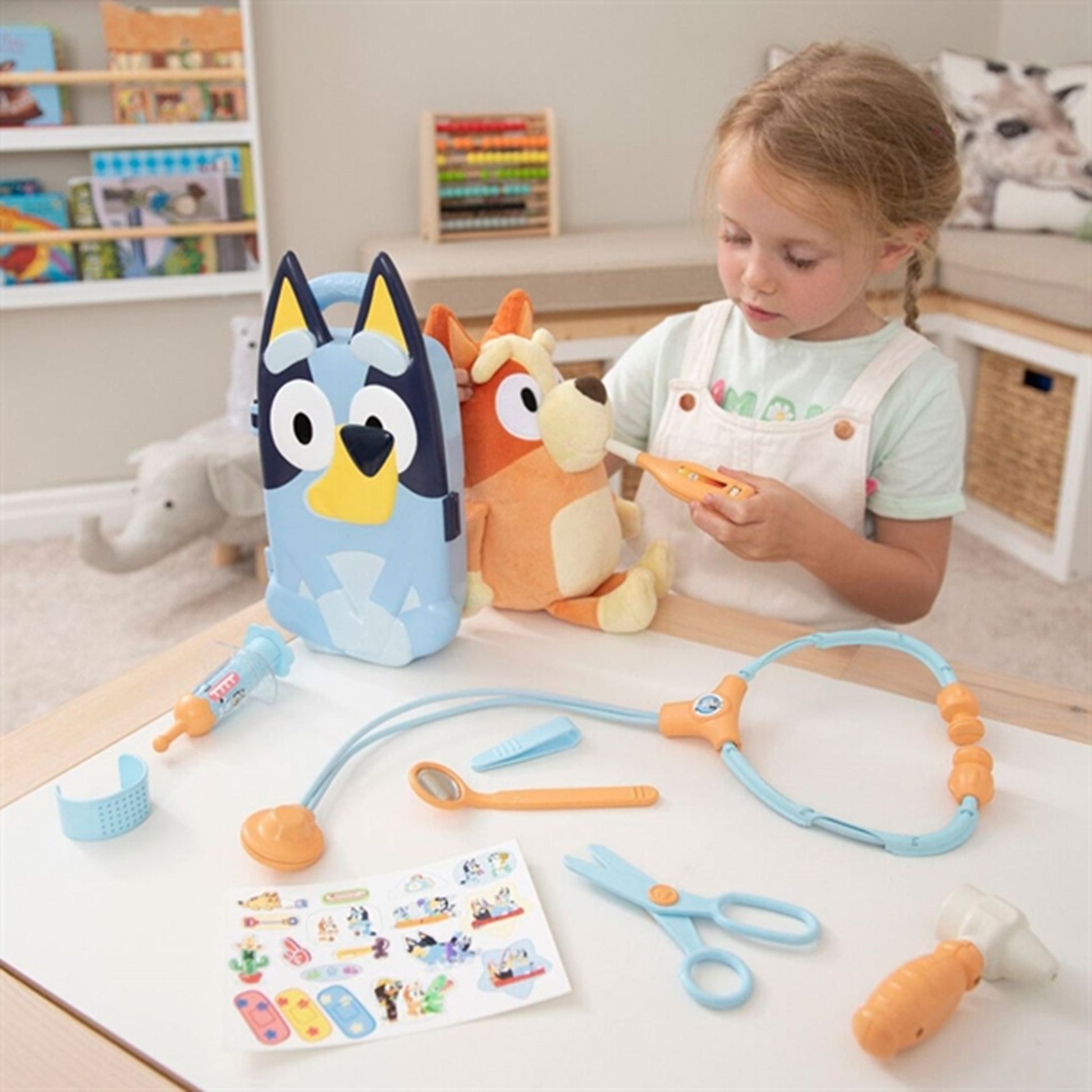 Bluey Bag w. Medical Equipment