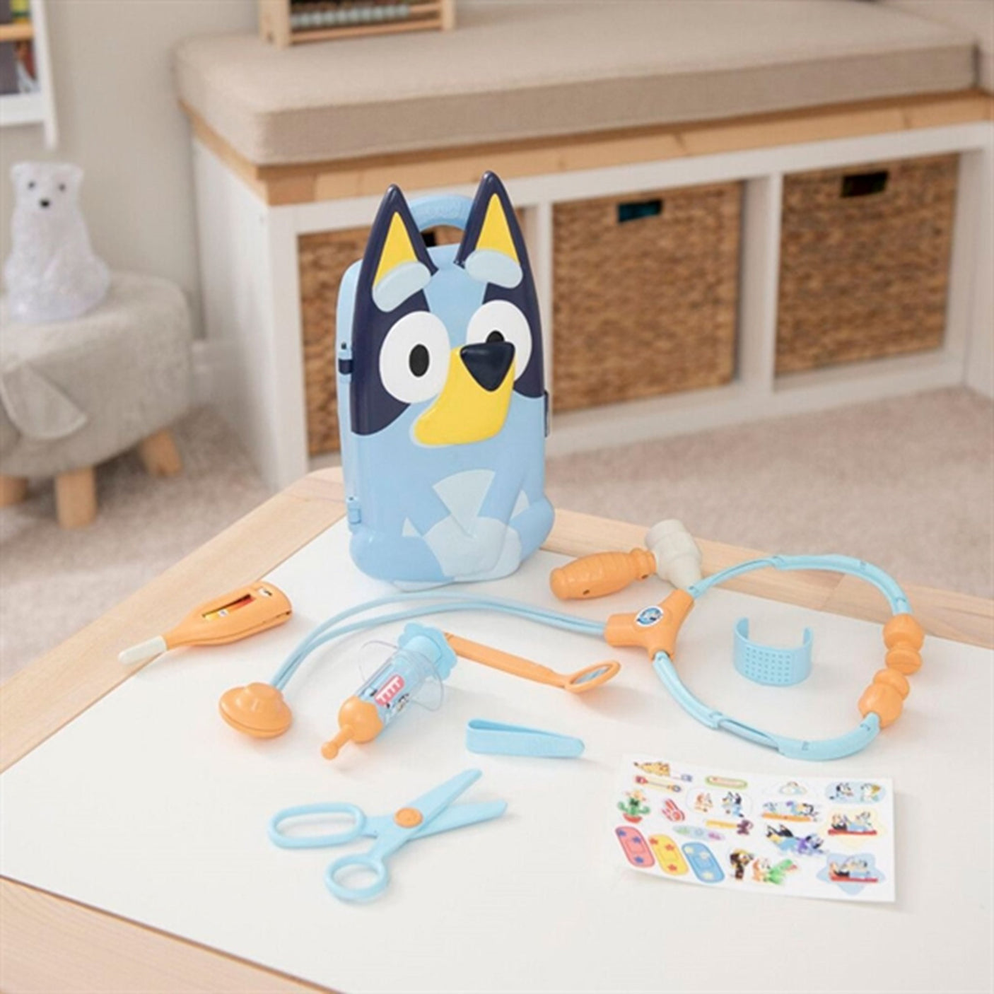 Bluey Bag w. Medical Equipment