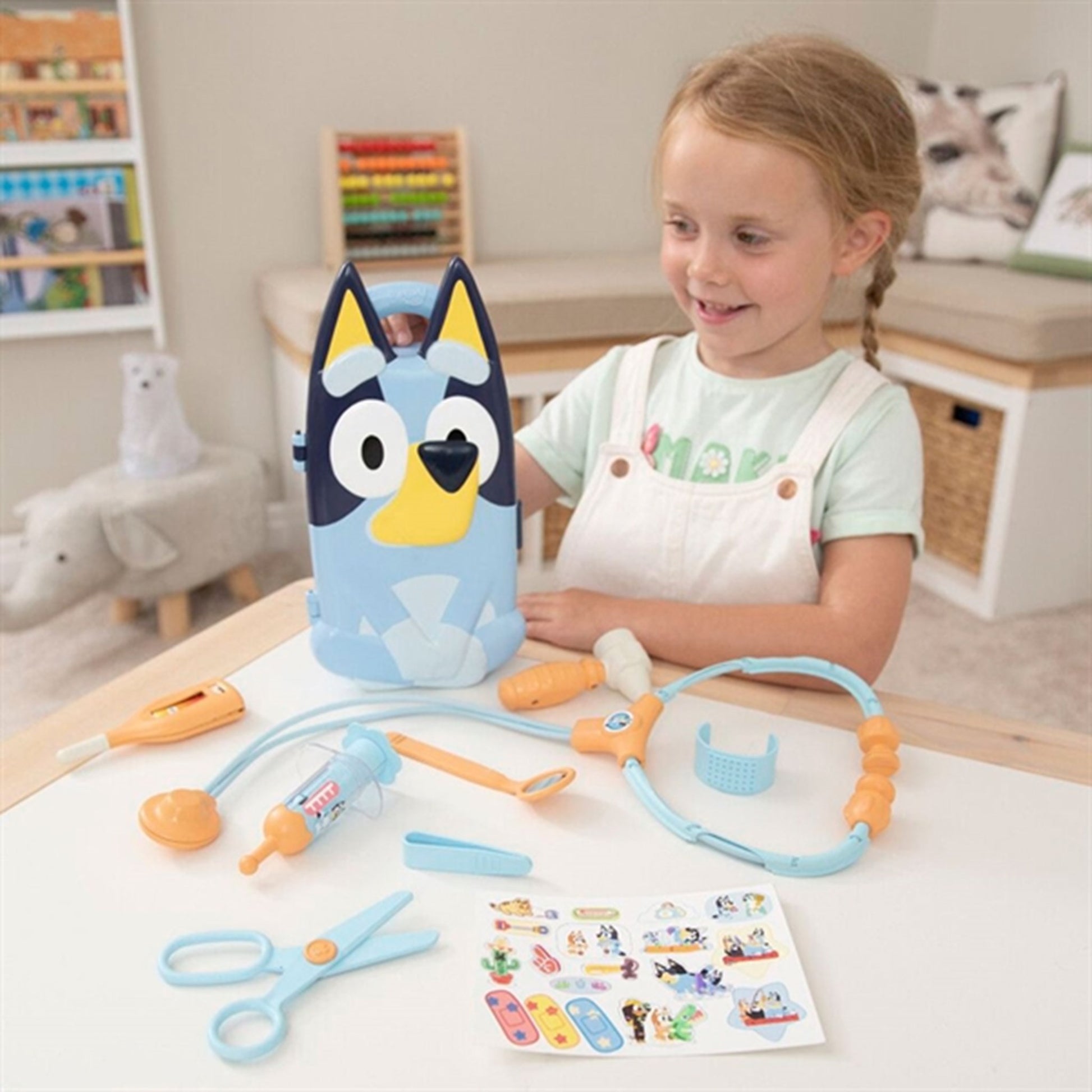 Bluey Bag w. Medical Equipment