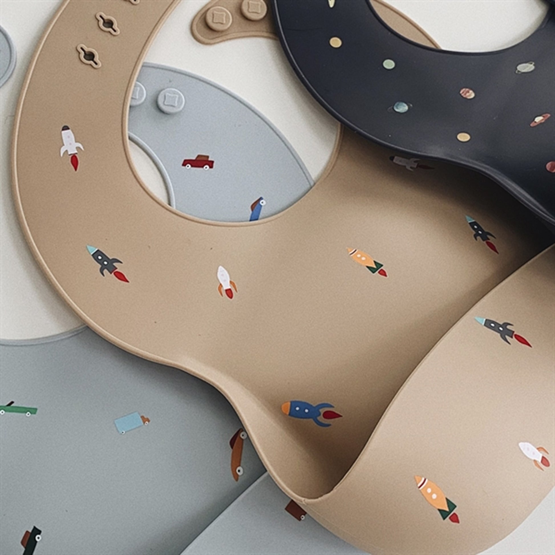 Mushie Silicone Bib Rocket