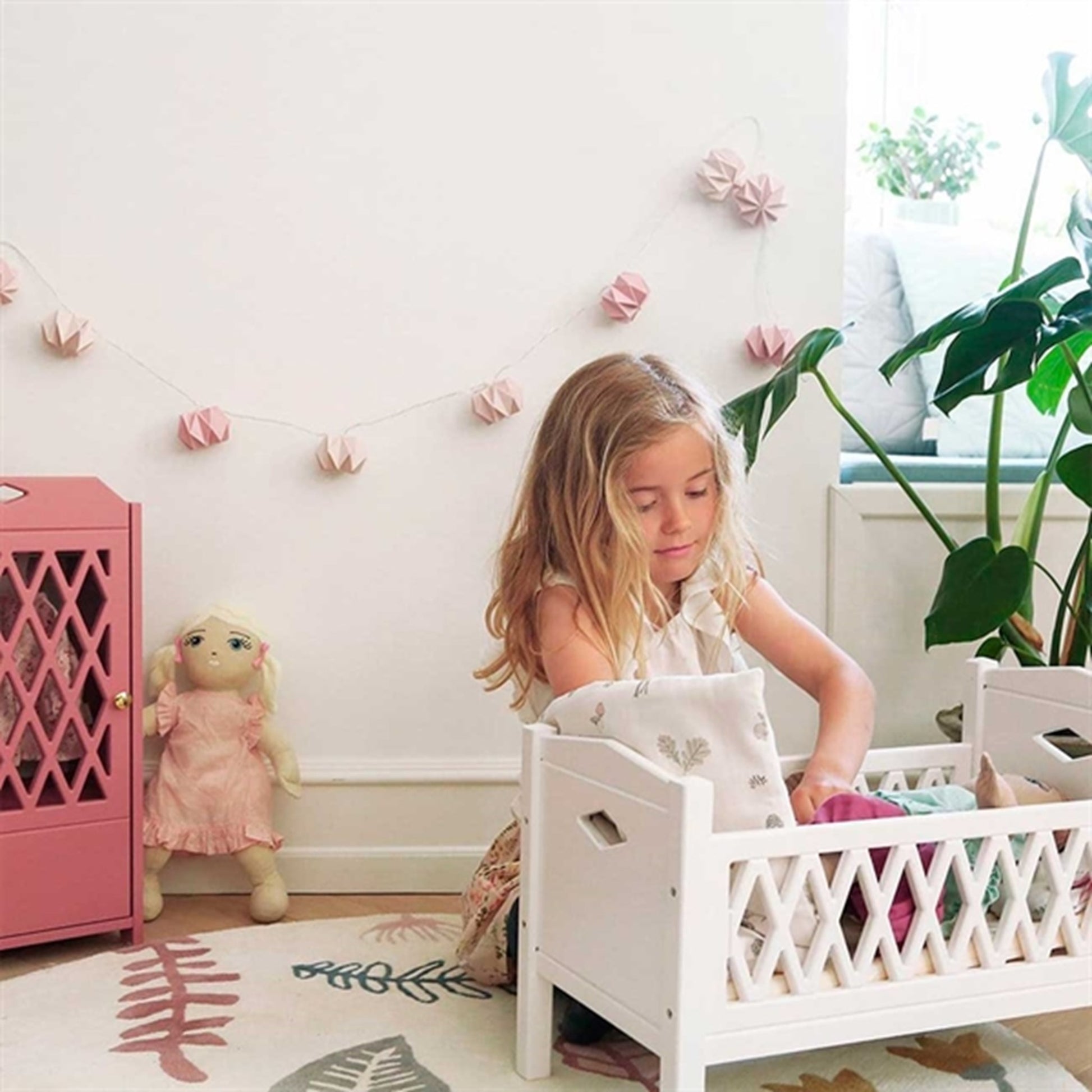 Cam Cam Copenhagen Harlequin Doll`s Bed White 2