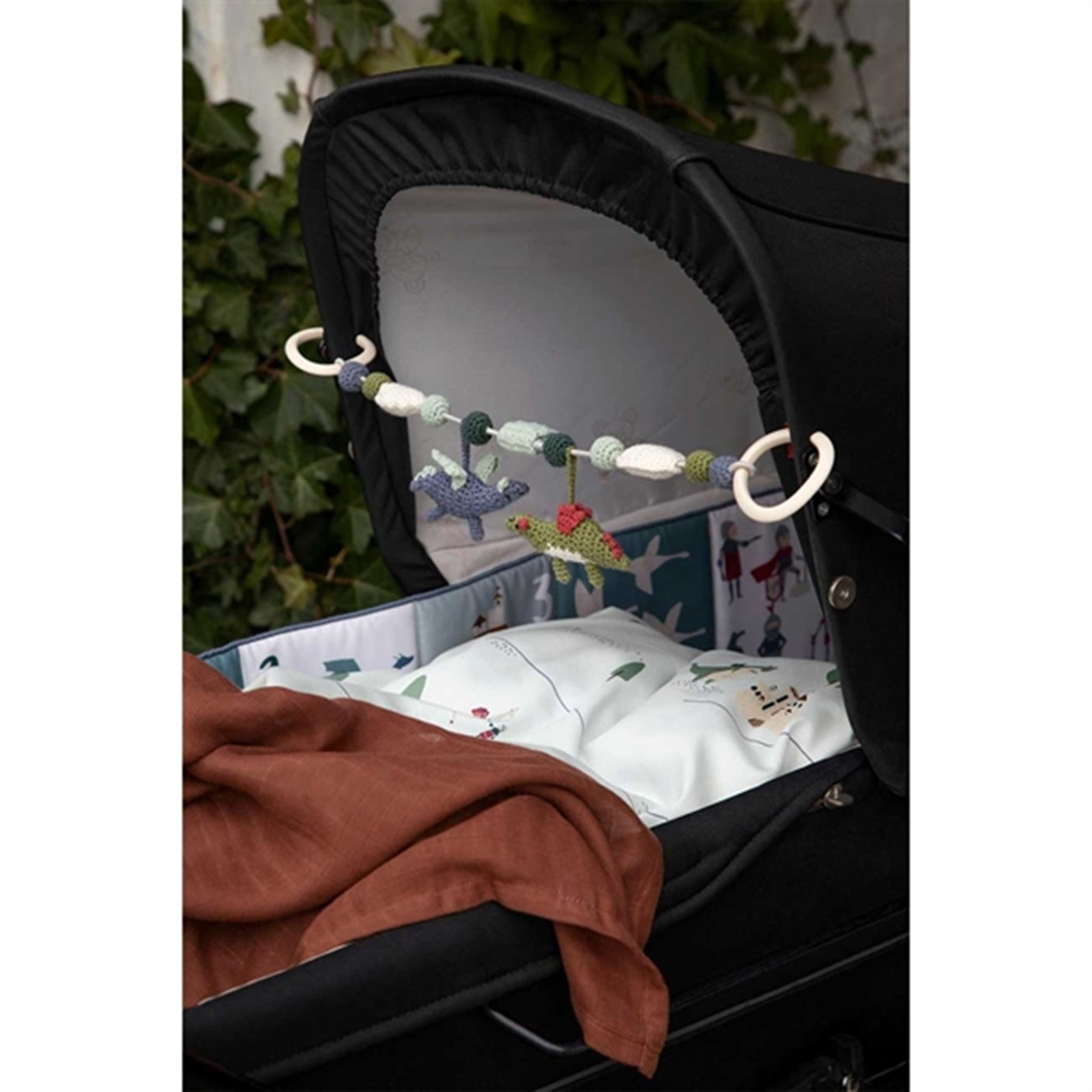 Sebra Crochet Stroller Chain Dragon Tales