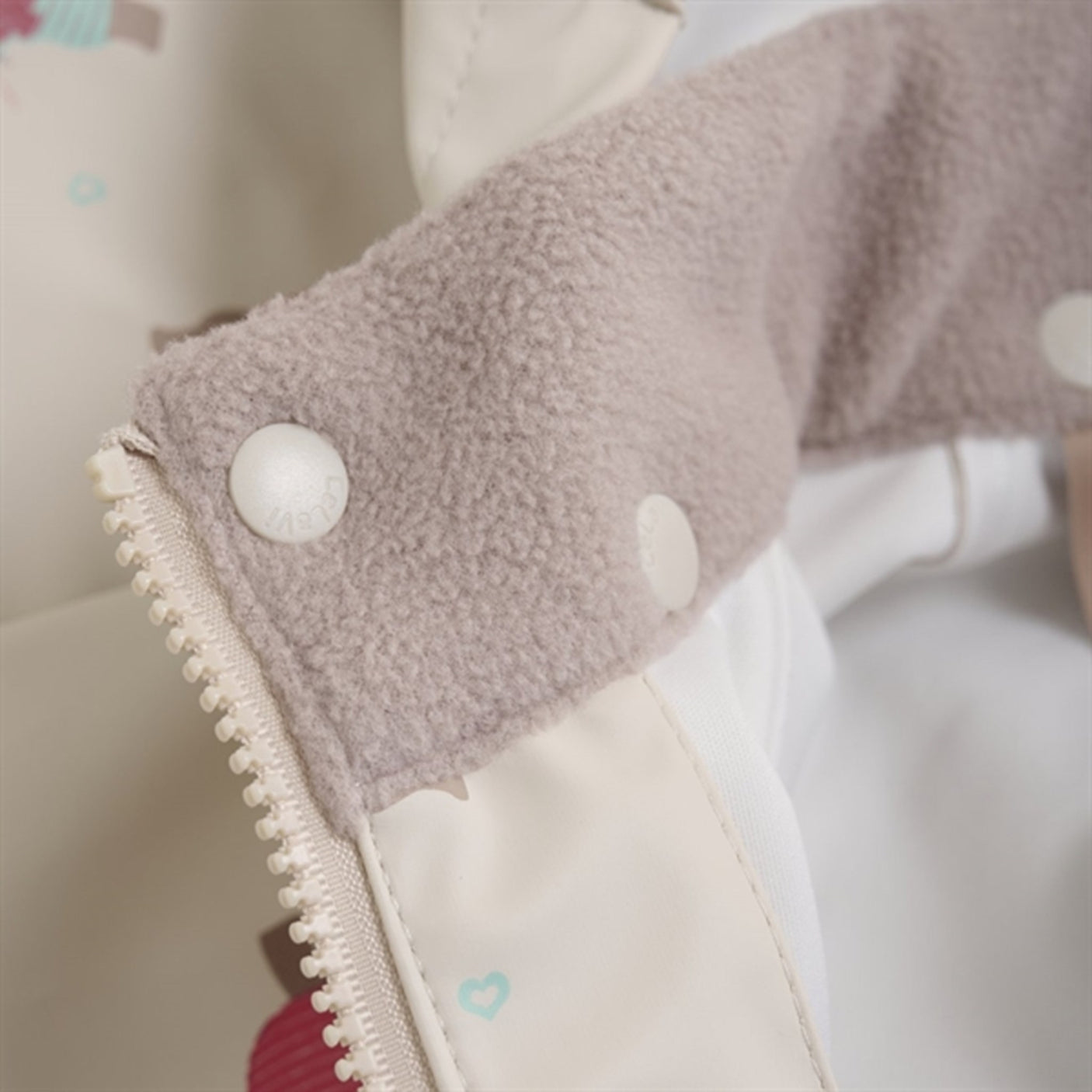 CeLaVi Rain Set Aop Warm Taupe