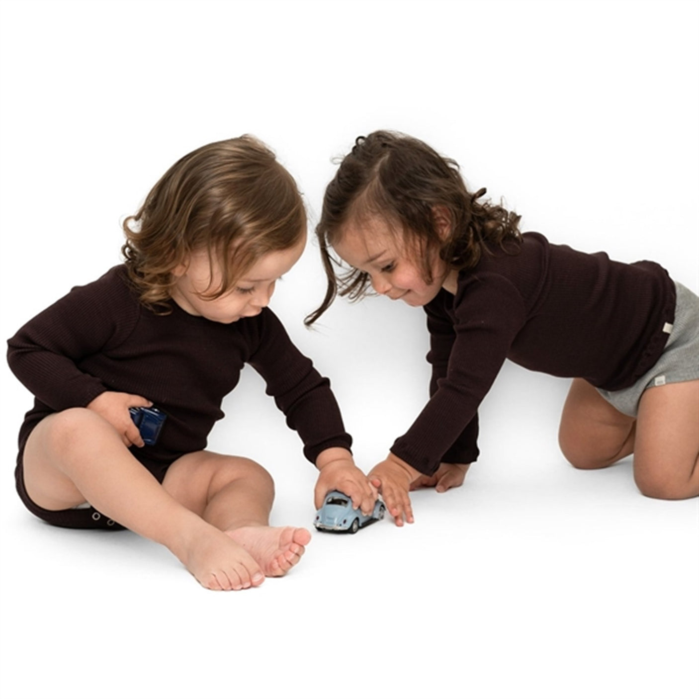 Minimalisma Bogense Blouse Dark Brown Cacao