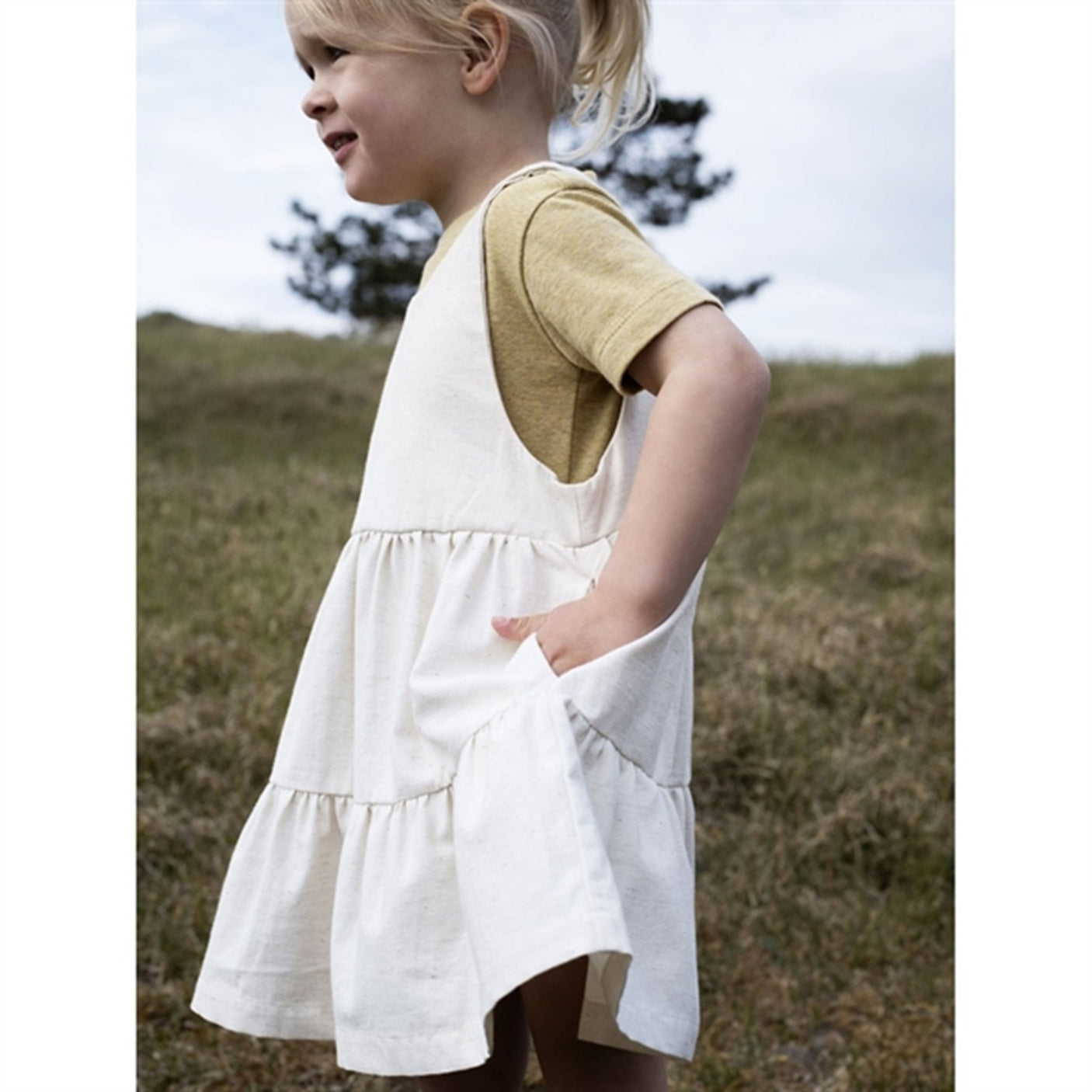 Serendipity Chamomile T-shirt