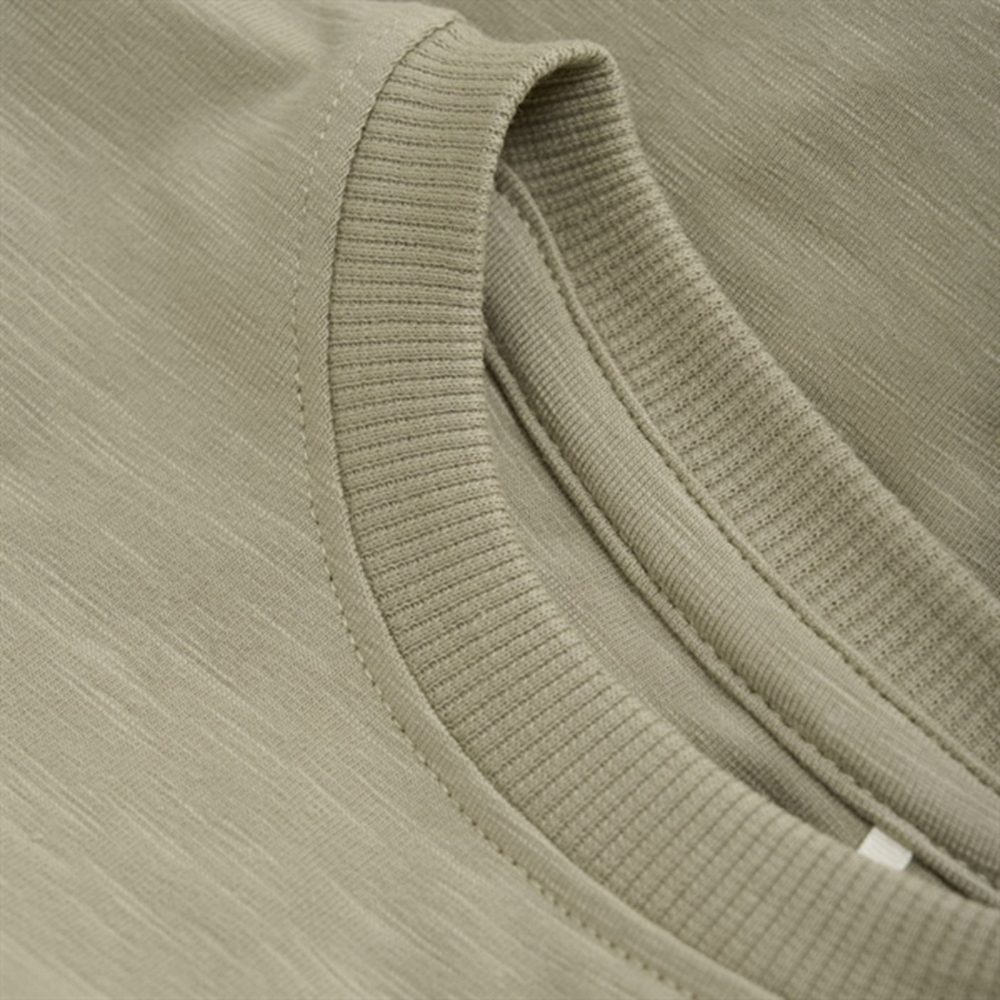 Huttelihut Solid Silver Sage T-Shirt