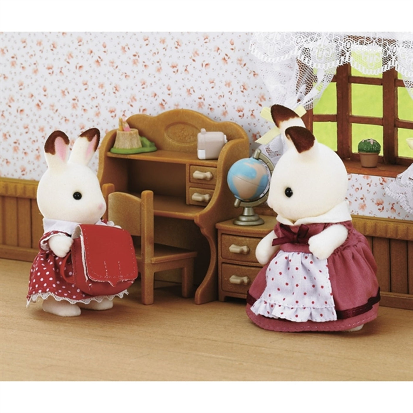 Sylvanian Families® Chocolate Rabbit Sister Set (Desk)