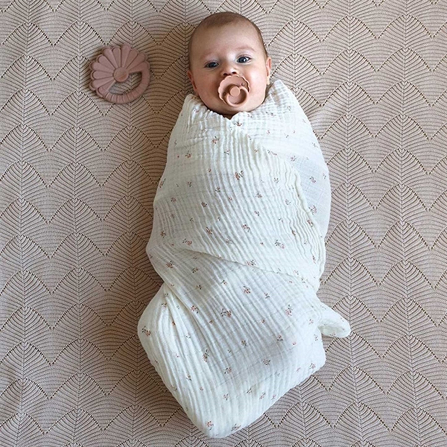 Cam Cam Copenhagen Swaddle Poppies