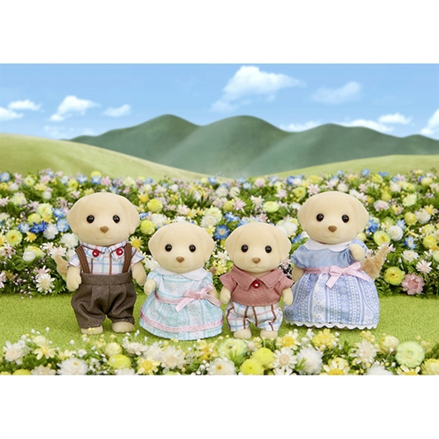 Sylvanian Families® Yellow Labrador Family