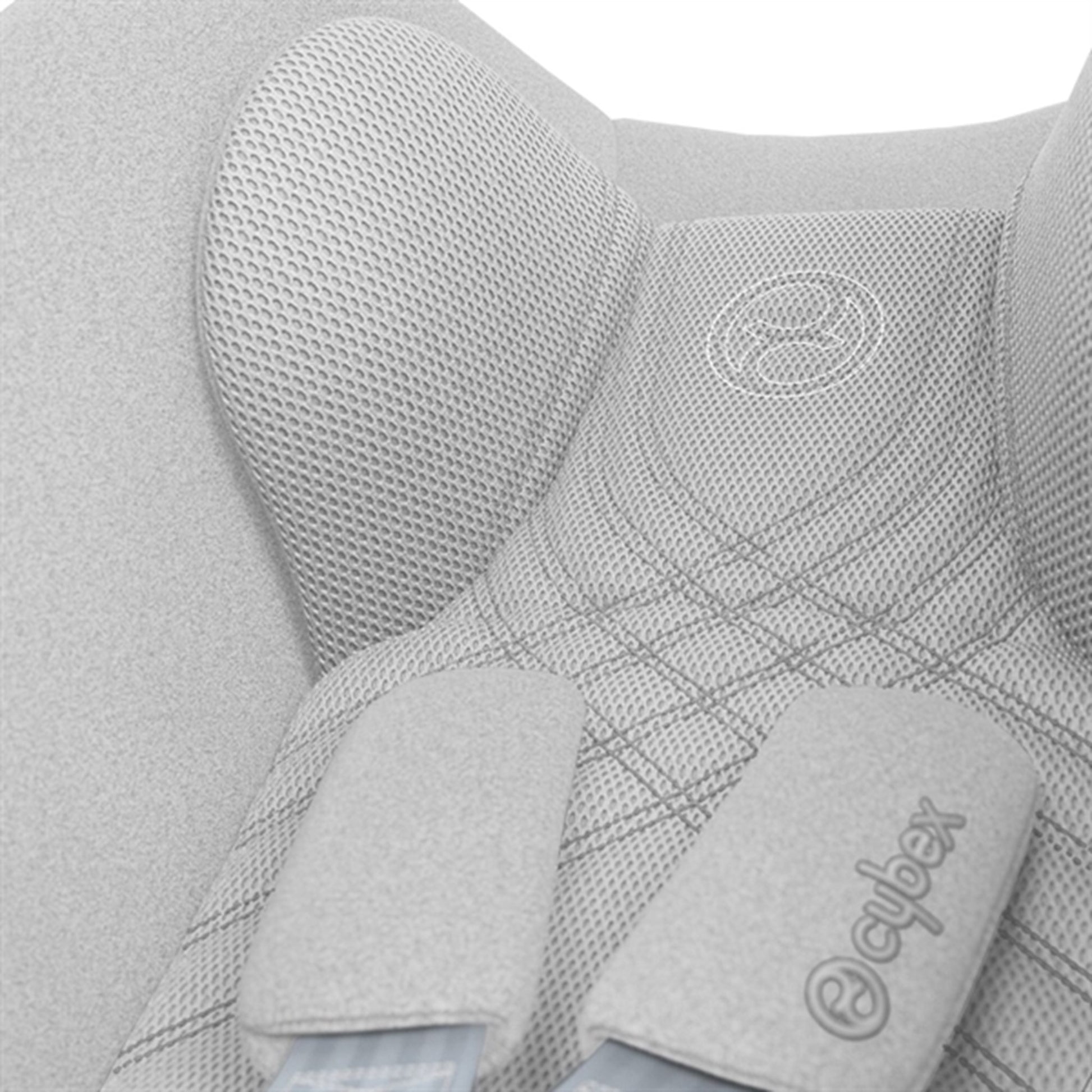 Cybex CLOUD T I-SIZE Platinum White Car Seat