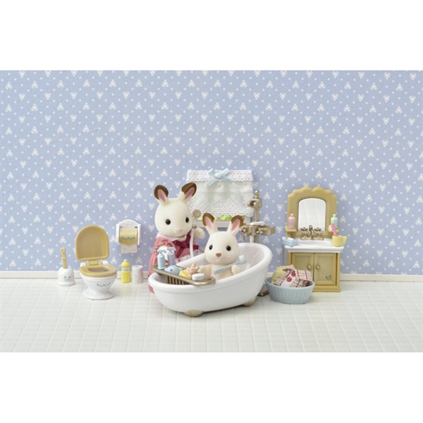 Sylvanian Families® Country Bathroom Set