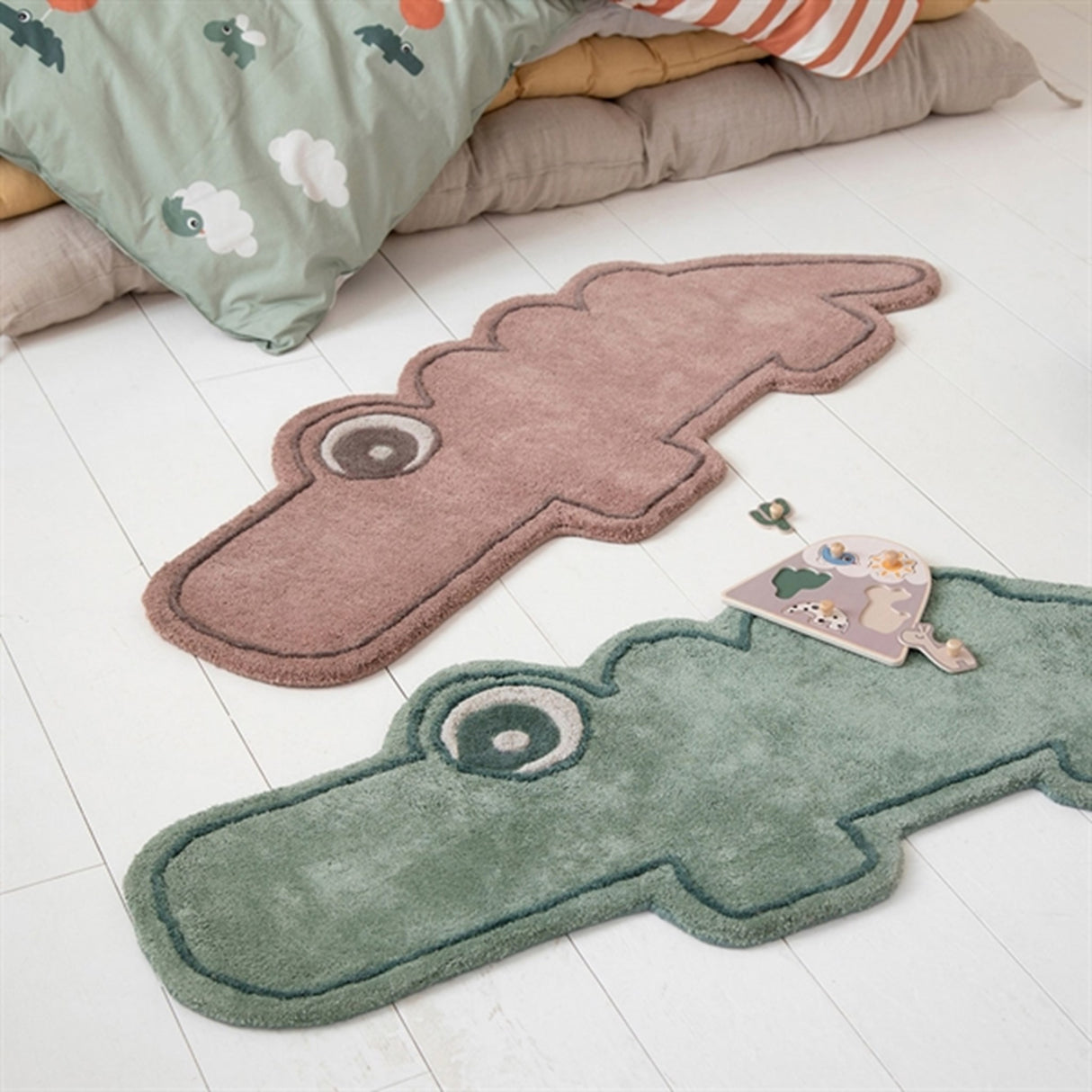 Done by Deer Rug Croco Green