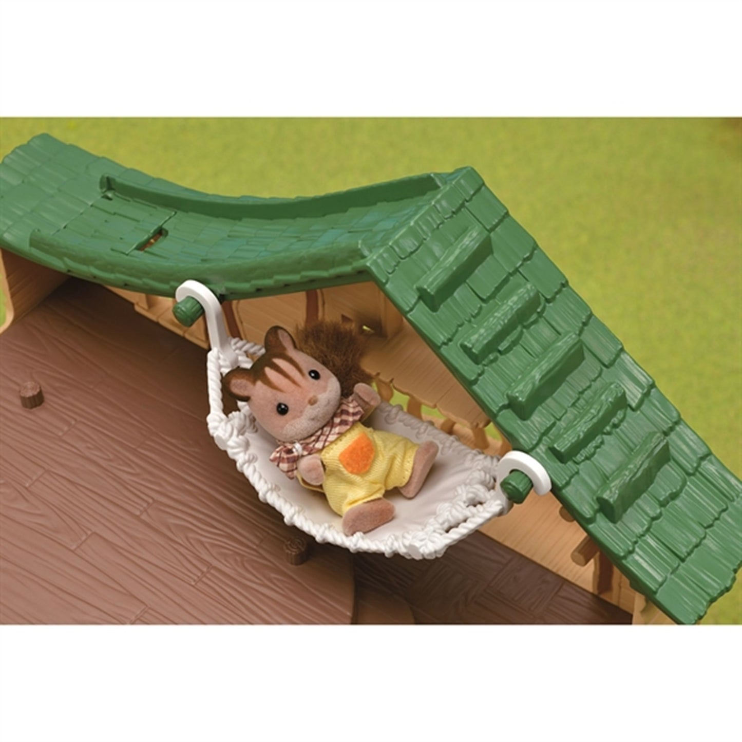 Sylvanian Families® Lakeside Lodge