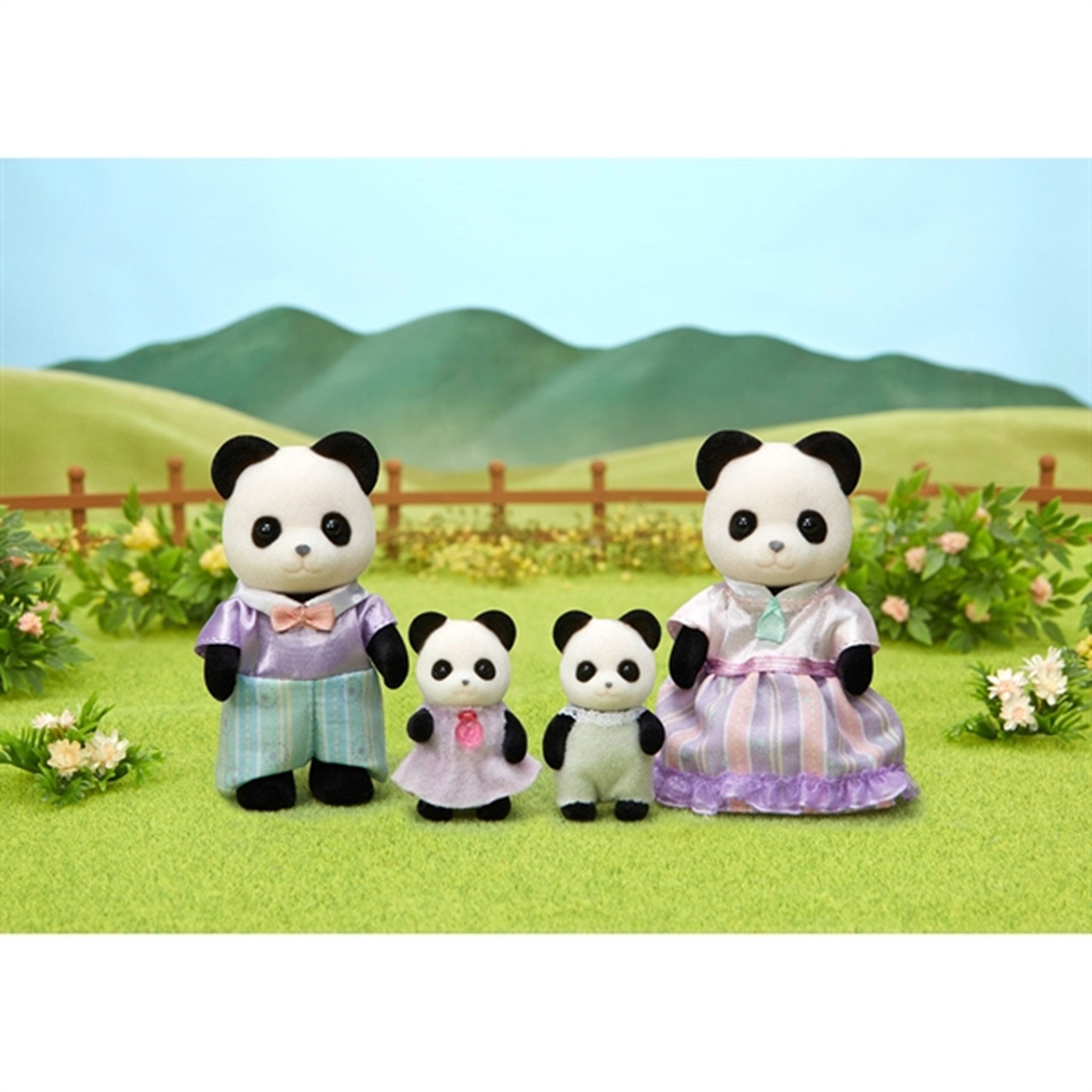 Sylvanian Families Pookie Panda Family 2