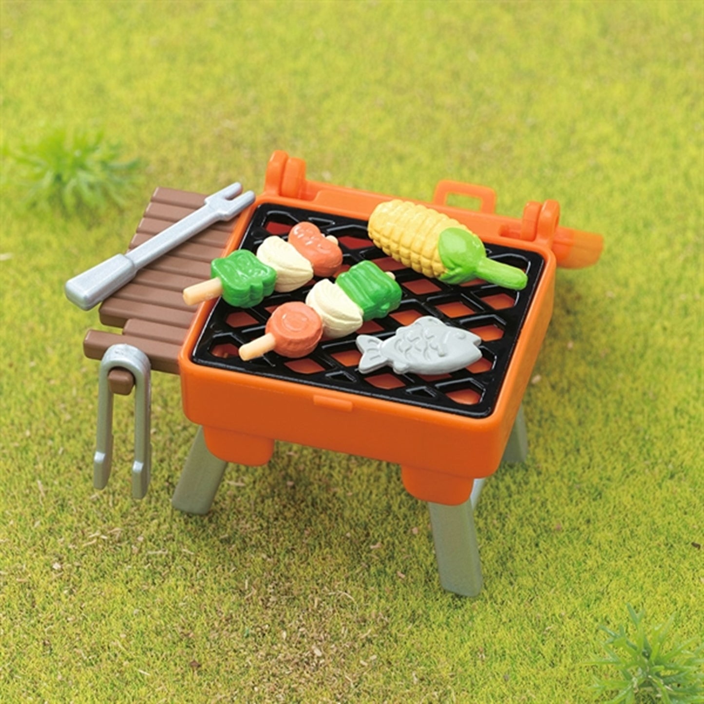 Sylvanian Families® BBQ Picnic Set Elephant Girl