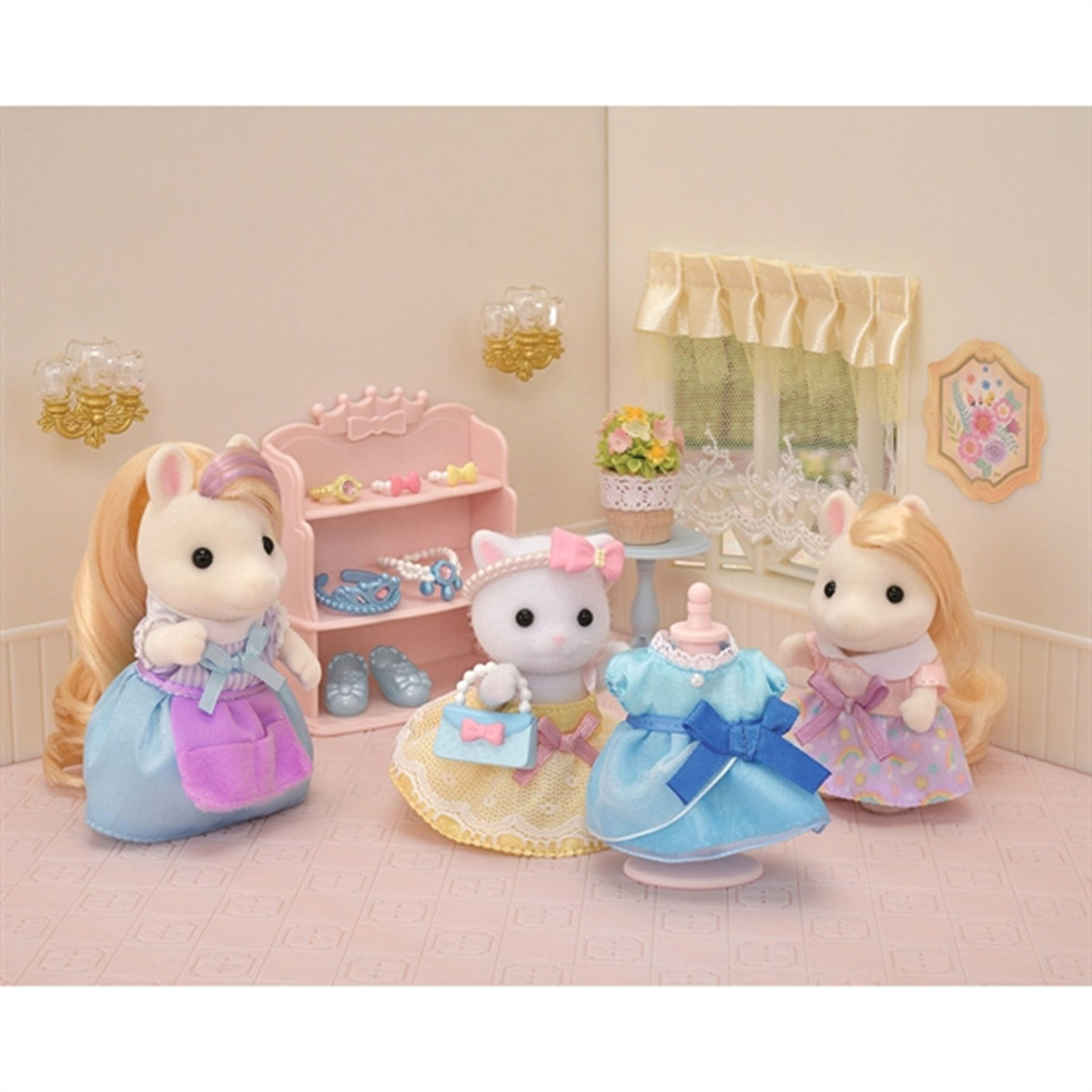 Sylvanian Families® Princess Dress Up Set