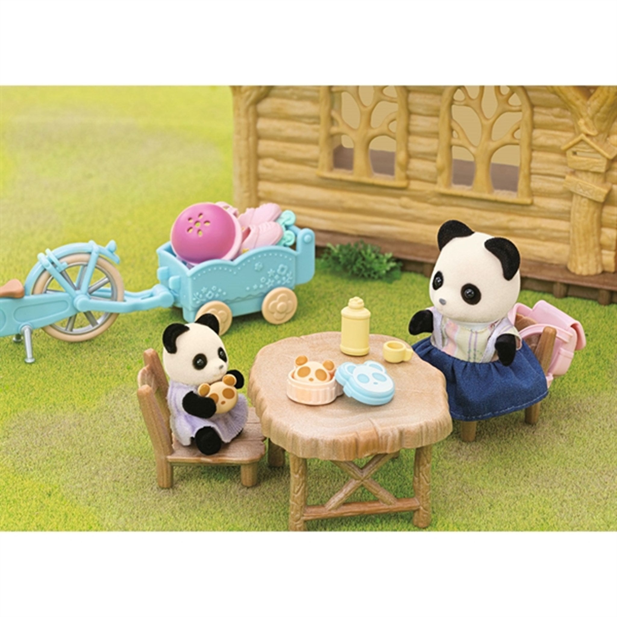 Sylvanian Families Bike and Roller Skates Set With Figure 4
