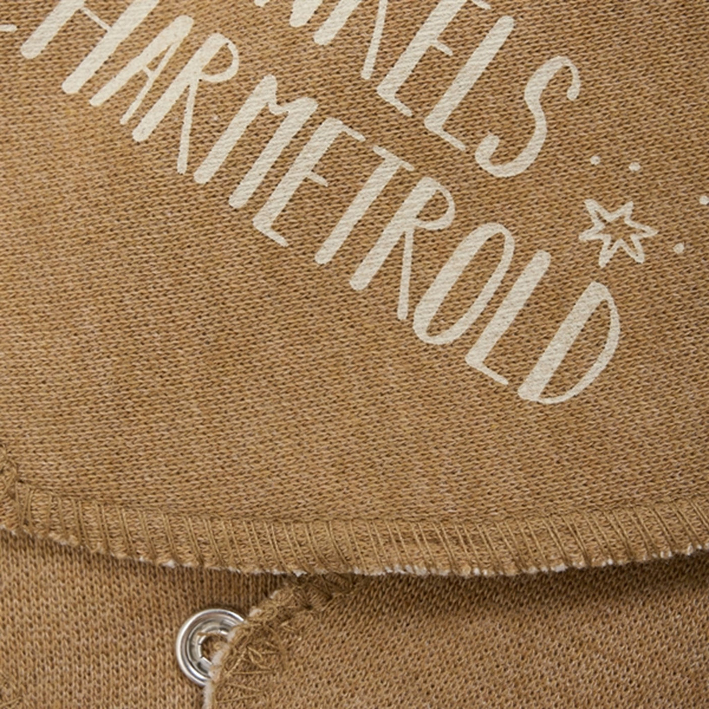 Pippi Bandana Bib Onkels Charmetrold Toasted Coconut