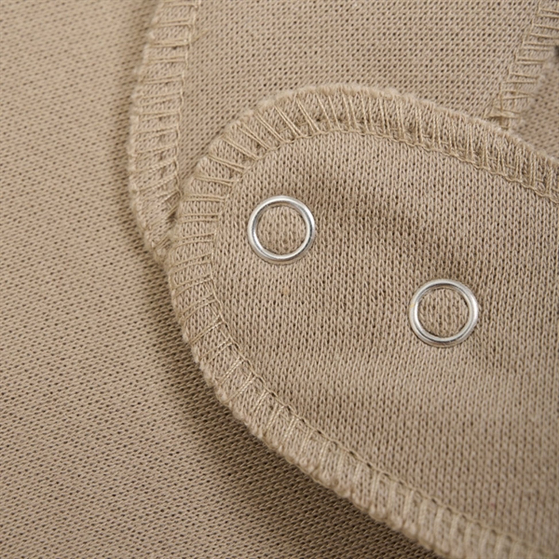 Pippi Bandana Bib Fasters Charmetrold Silver Mink