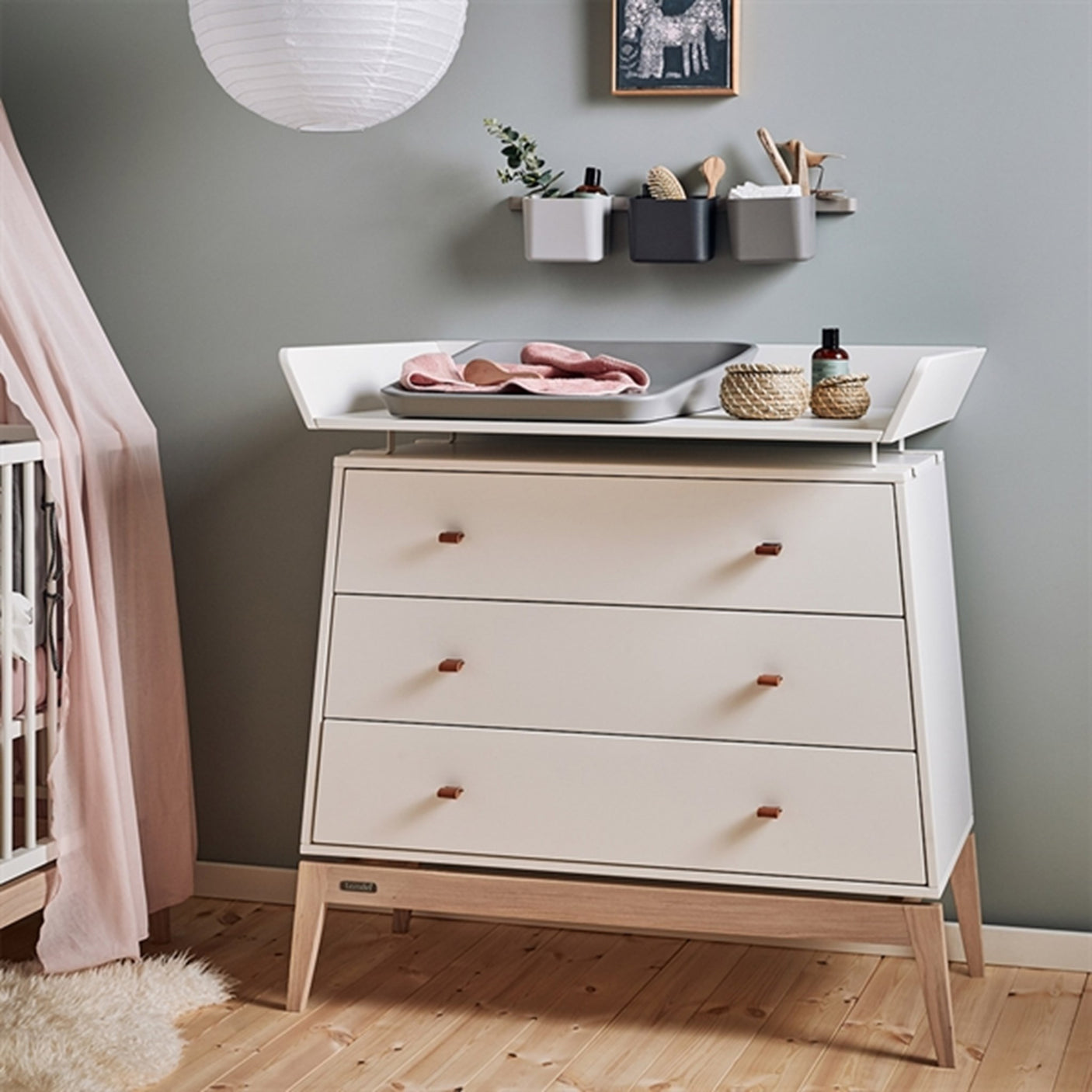 Leander Luna™ Chest of Drawers White/Oak