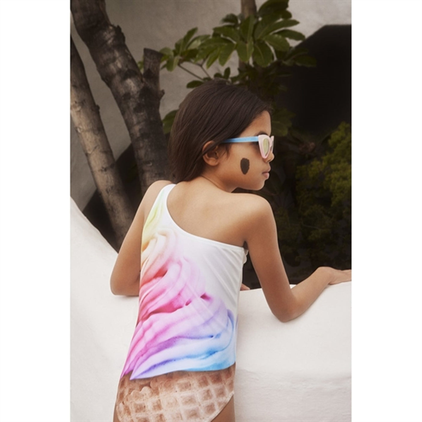 Molo Hibiscus Sola Sunglasses