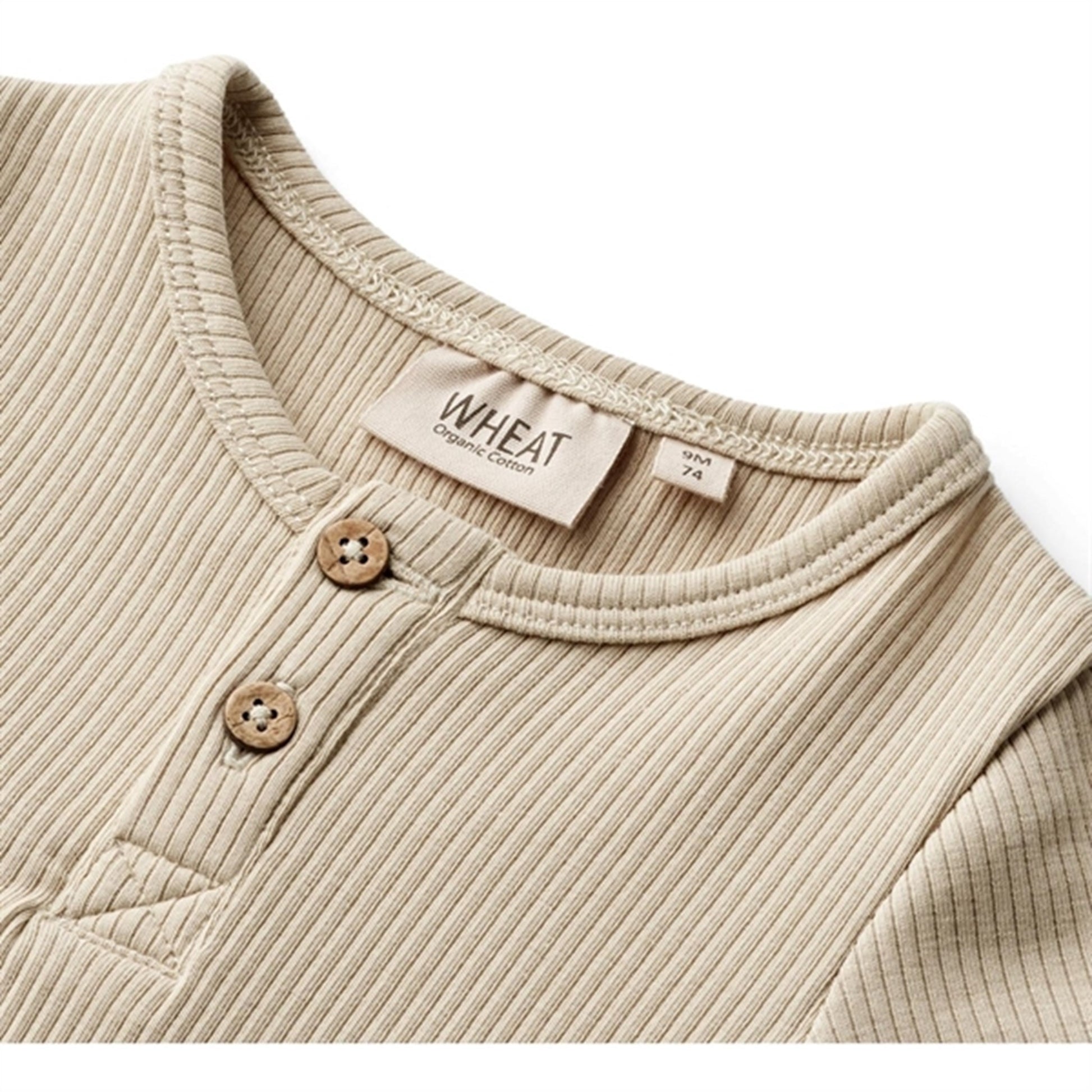 Wheat Feather Gray Body Magnus