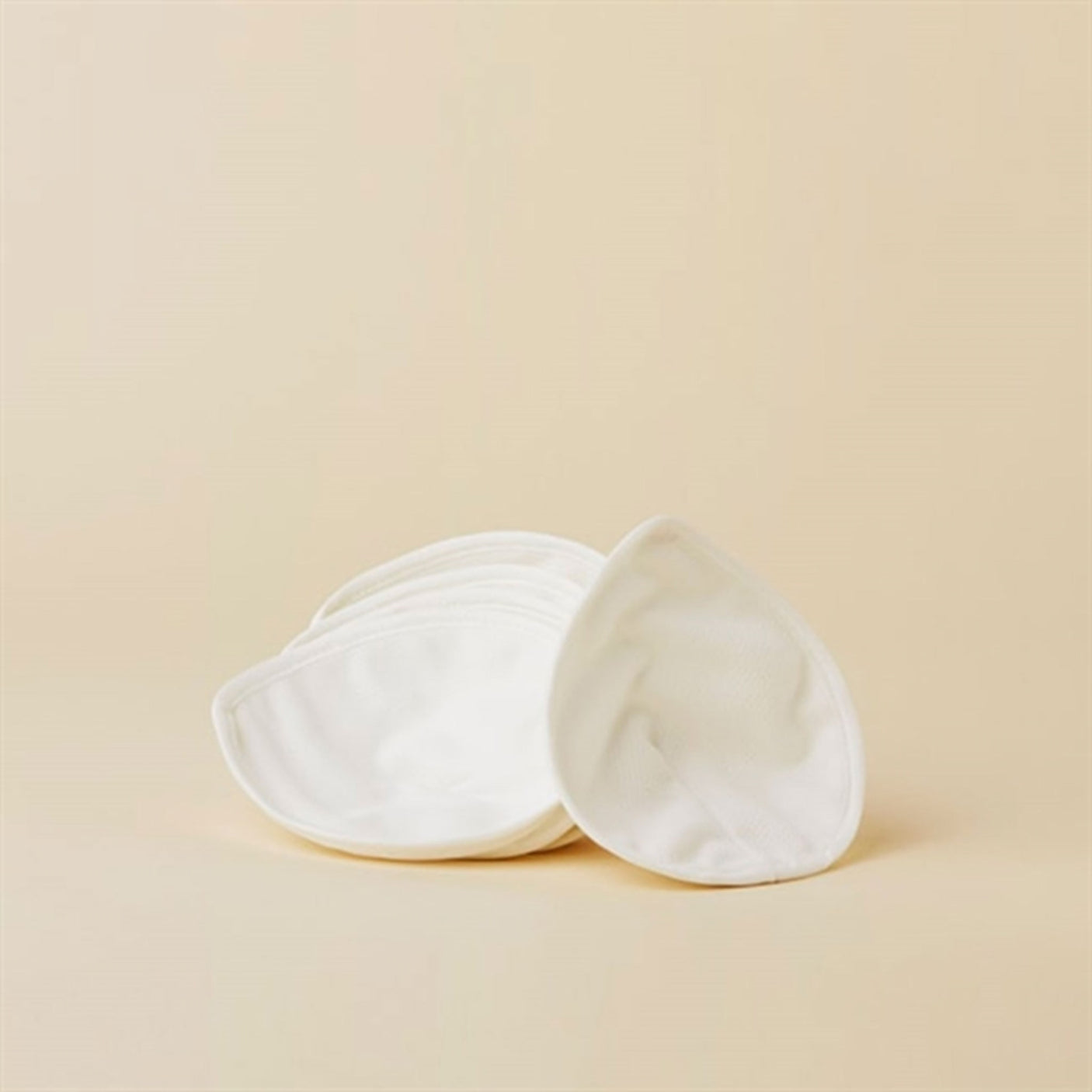 momkind Reusable Nursing Pads 3