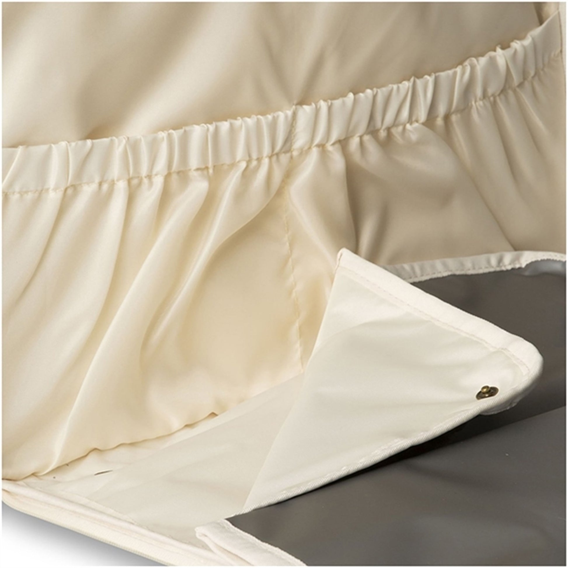 That's Mine Nursing Bag Benne Flores Red