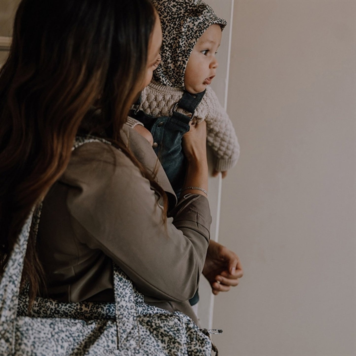 That's Mine Nursing Bag Benne Flores Sandshell/Blue