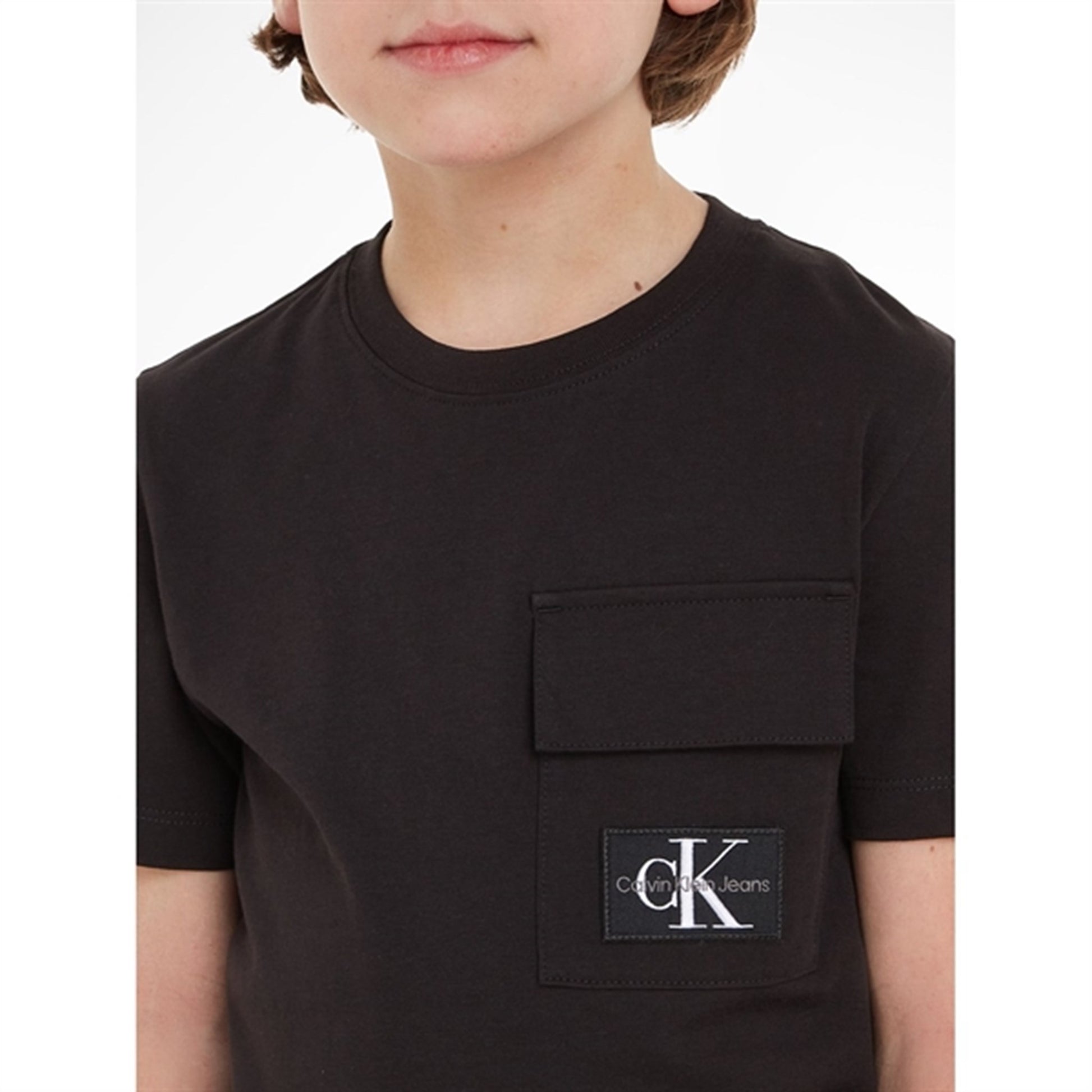 Calvin Klein Badge Pocket Ss T-shirt Ck Black