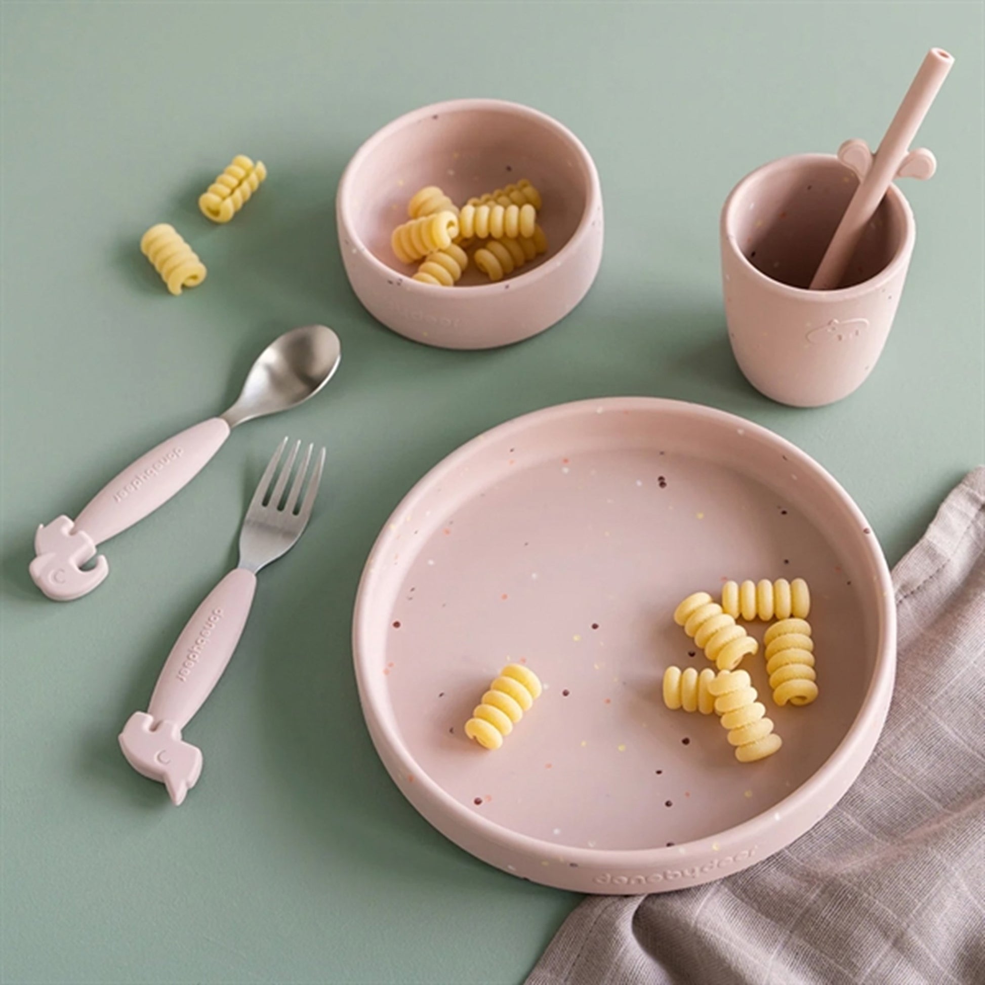 Done by Deer Silicone Dinner Set Confetti Powder