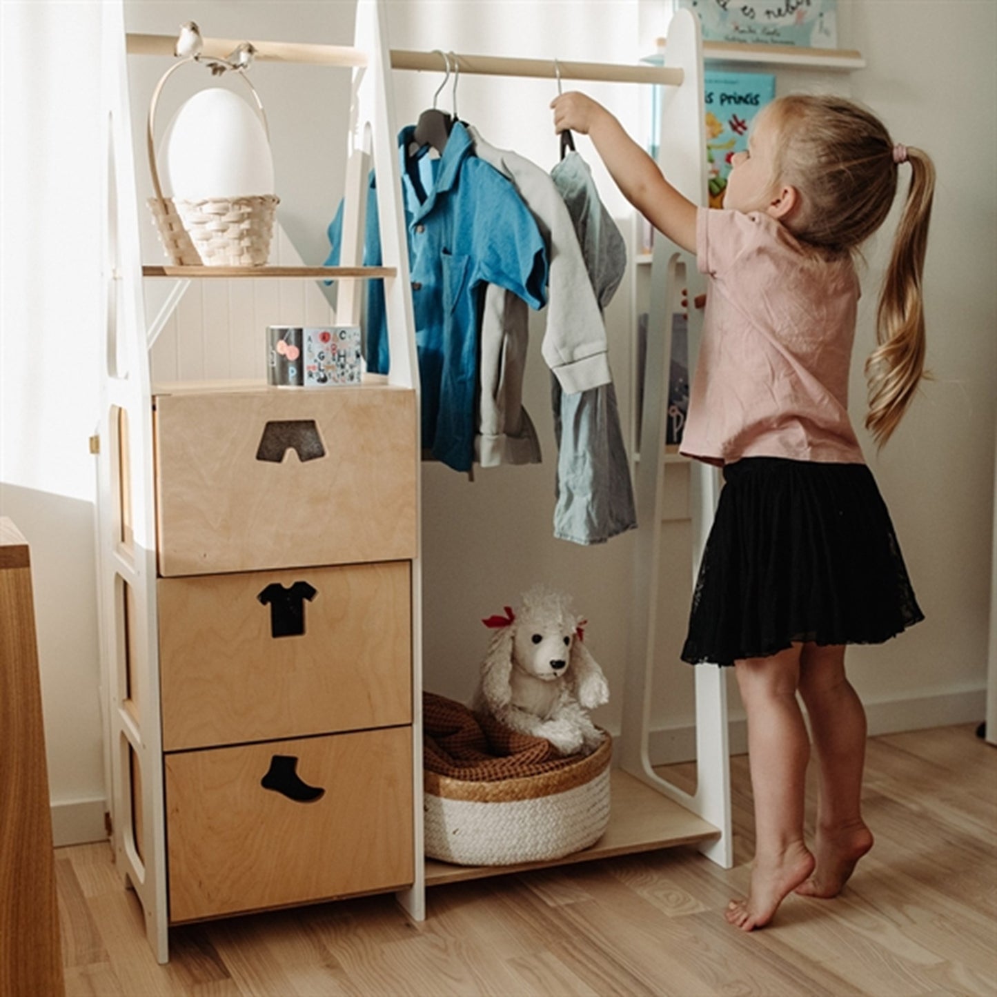 Duck Woodworks Children Wardrobe with Drawers White
