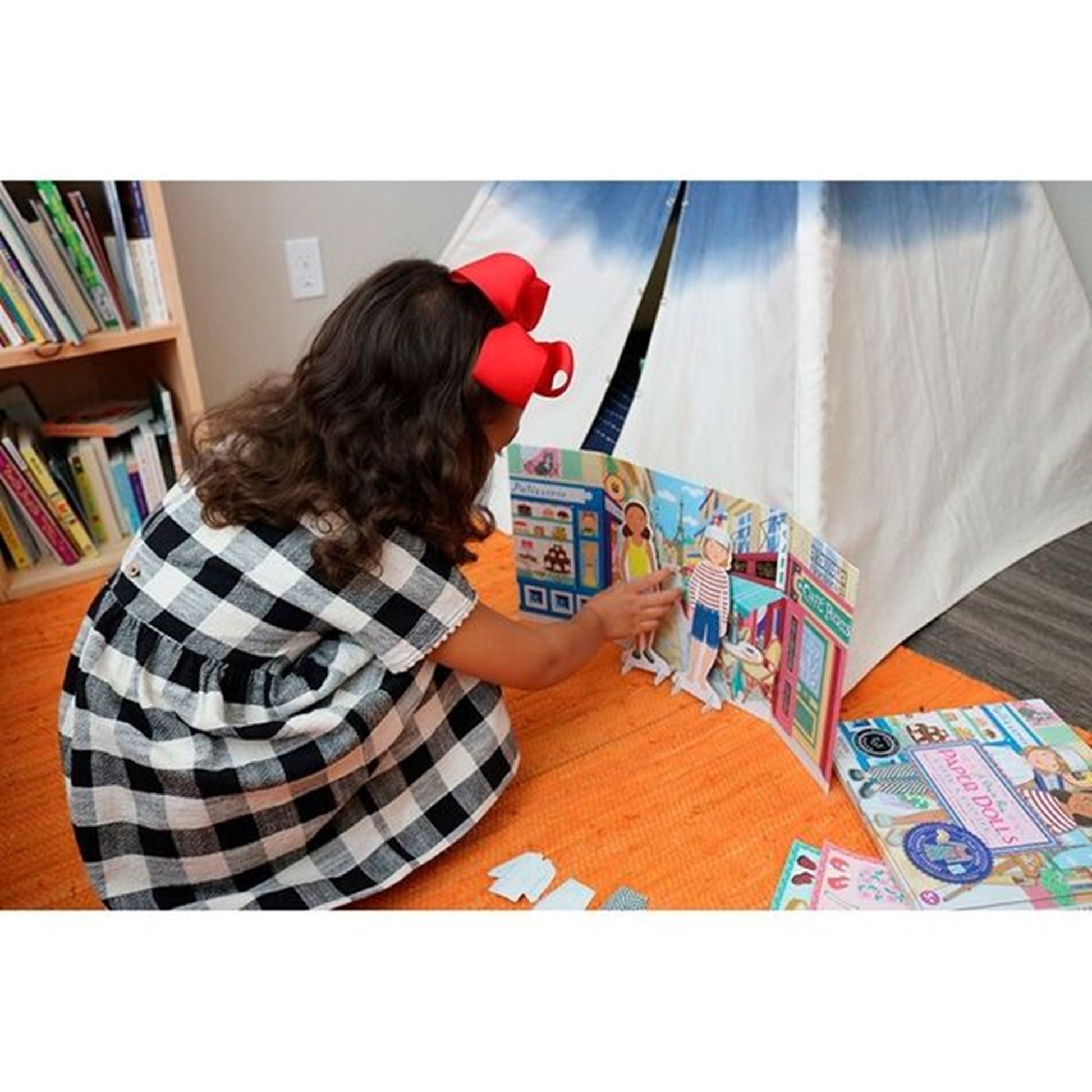 Eeboo Paper Dolls - Baker and Painter 3