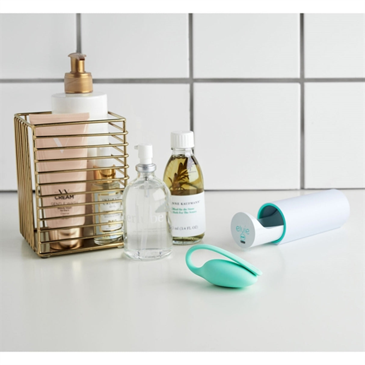 Elvie Trainer White