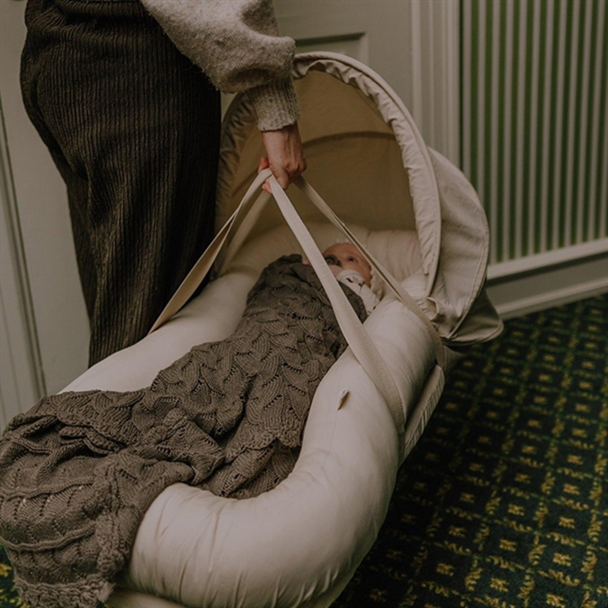 That's Mine Sleep Carrier Fern Oatmeal