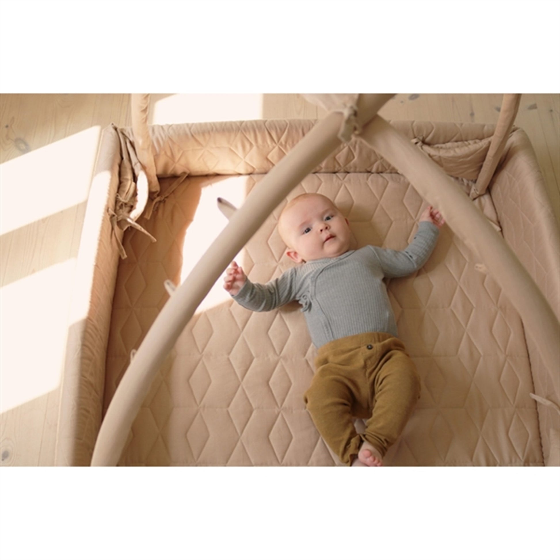 FILIBABBA Activity Nest Soft Quilt Doeskin