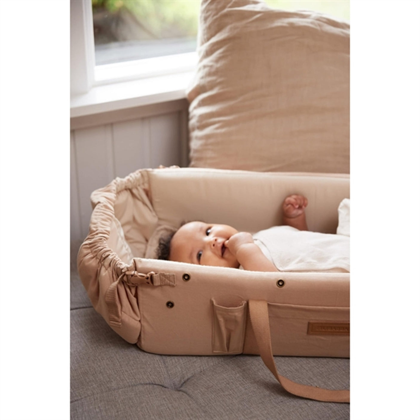 FILIBABBA Baby Lift Frida Swift Warm Grey