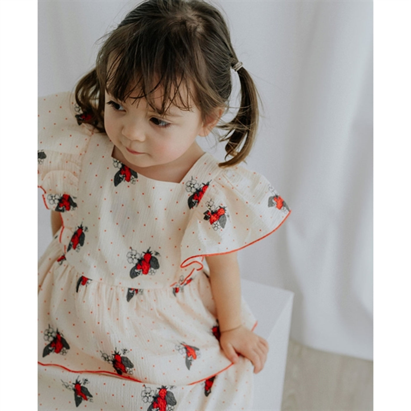 Fliink Sandshell Dot Aop Summerbuzz Dress