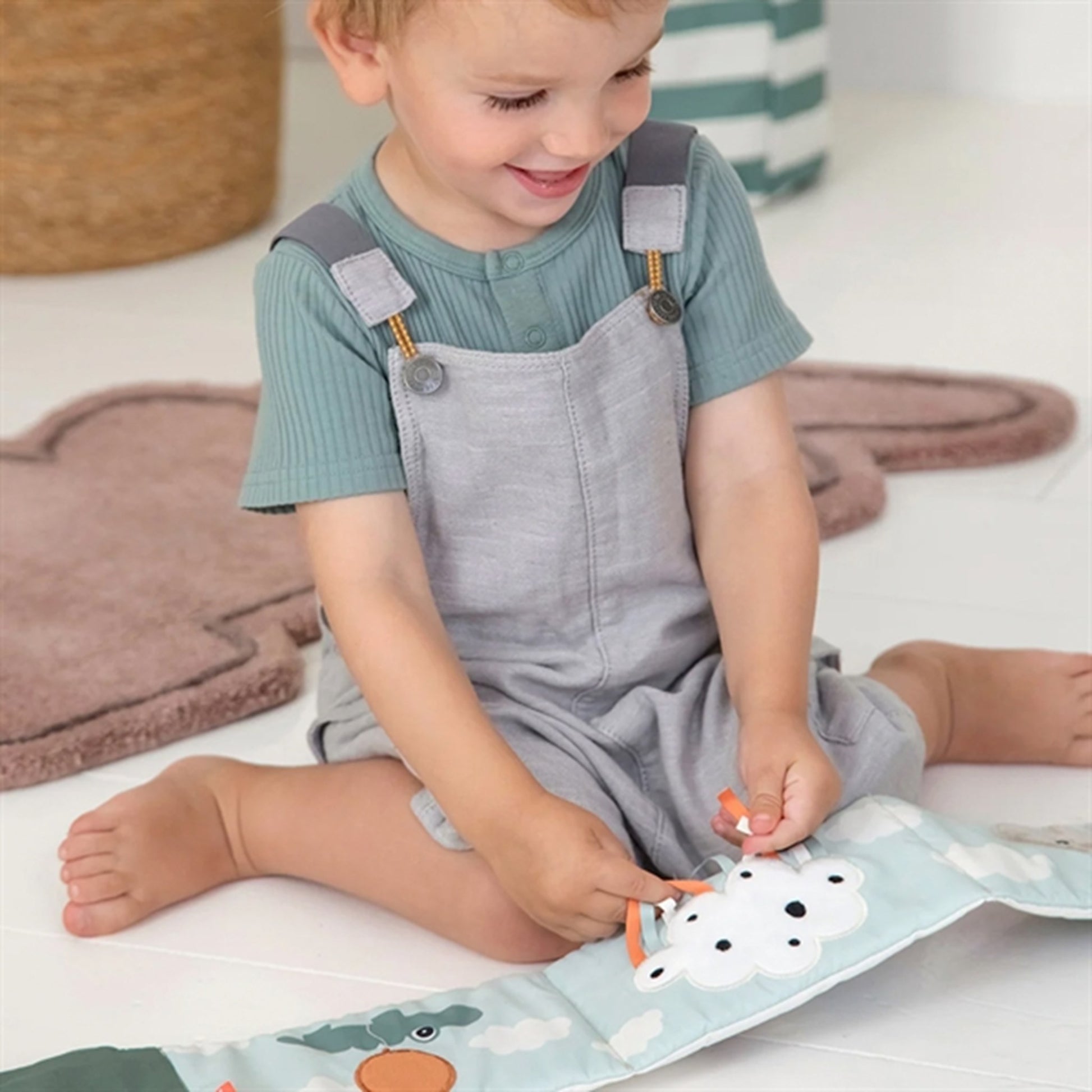 Done by Deer Fold Out Soft Book Croco Green