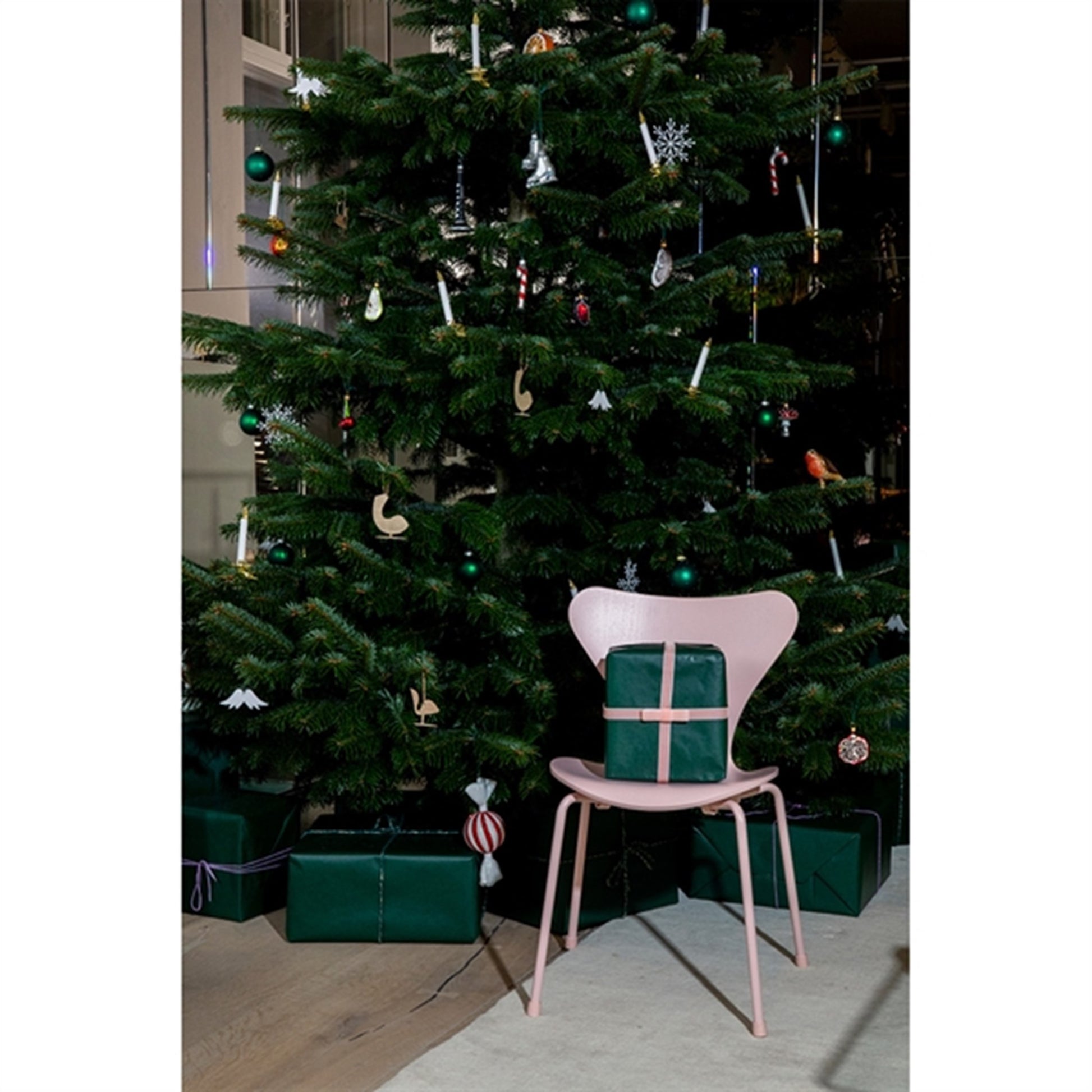 Fritz Hansen 7 Children's Chair Rose