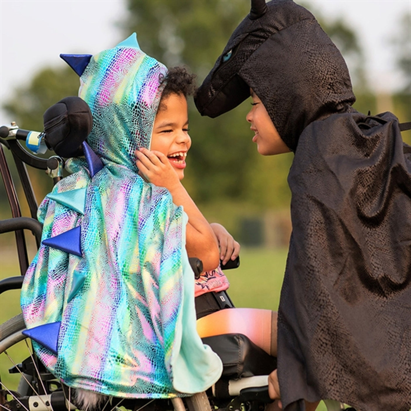 Great Pretenders Reversible Unicorn/Dragon Cape