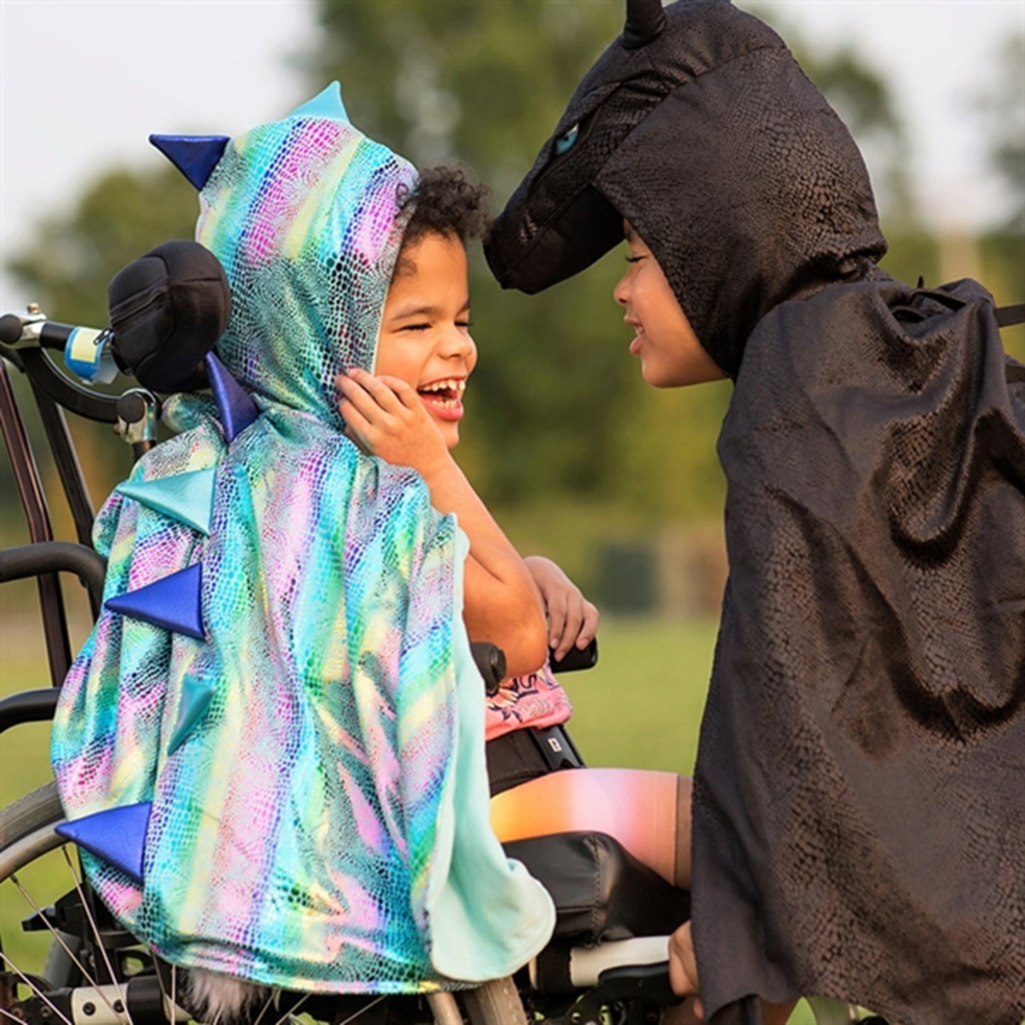 Great Pretenders Reversible Unicorn/Dragon Cape