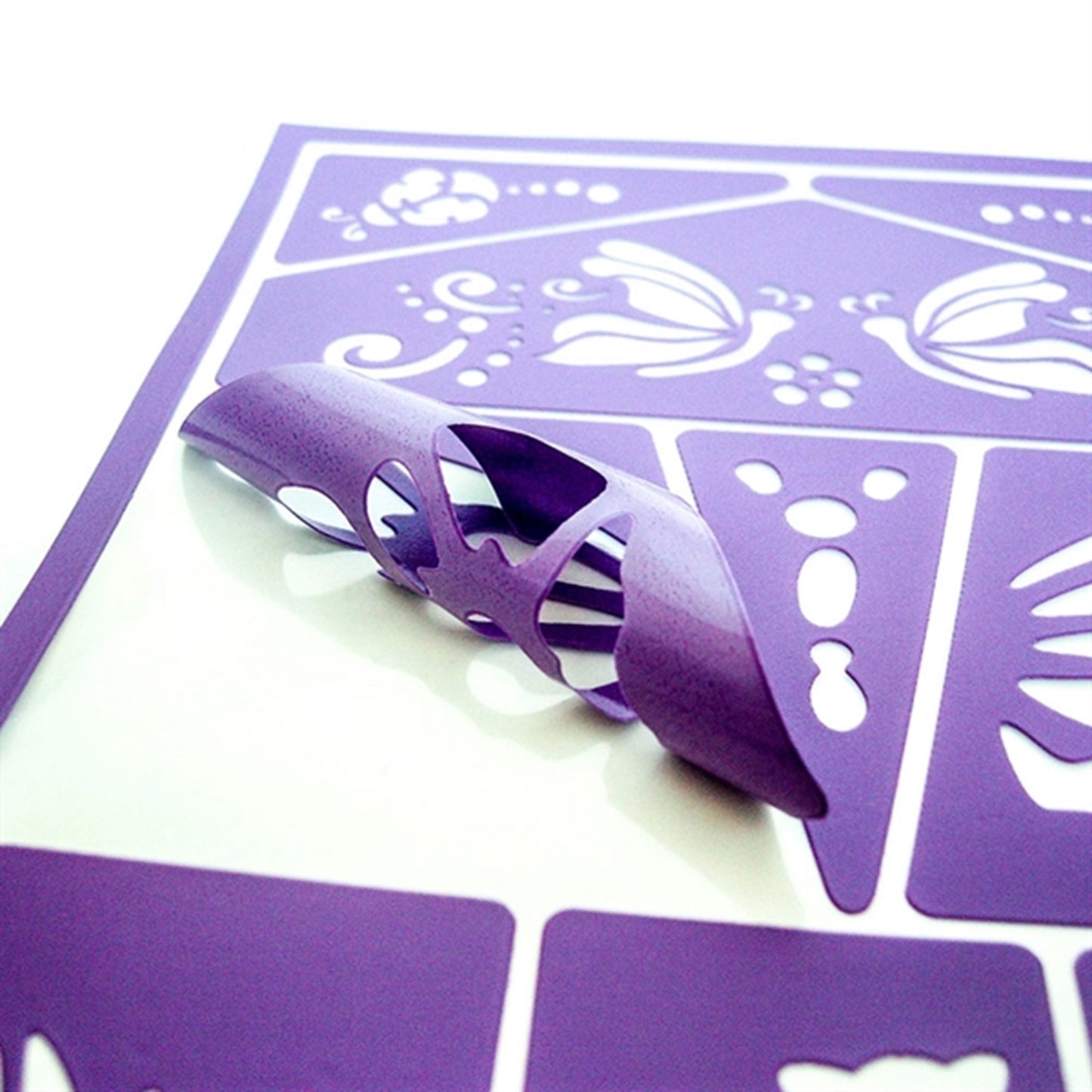 Grim'tout Stencil Cat and Butterflies