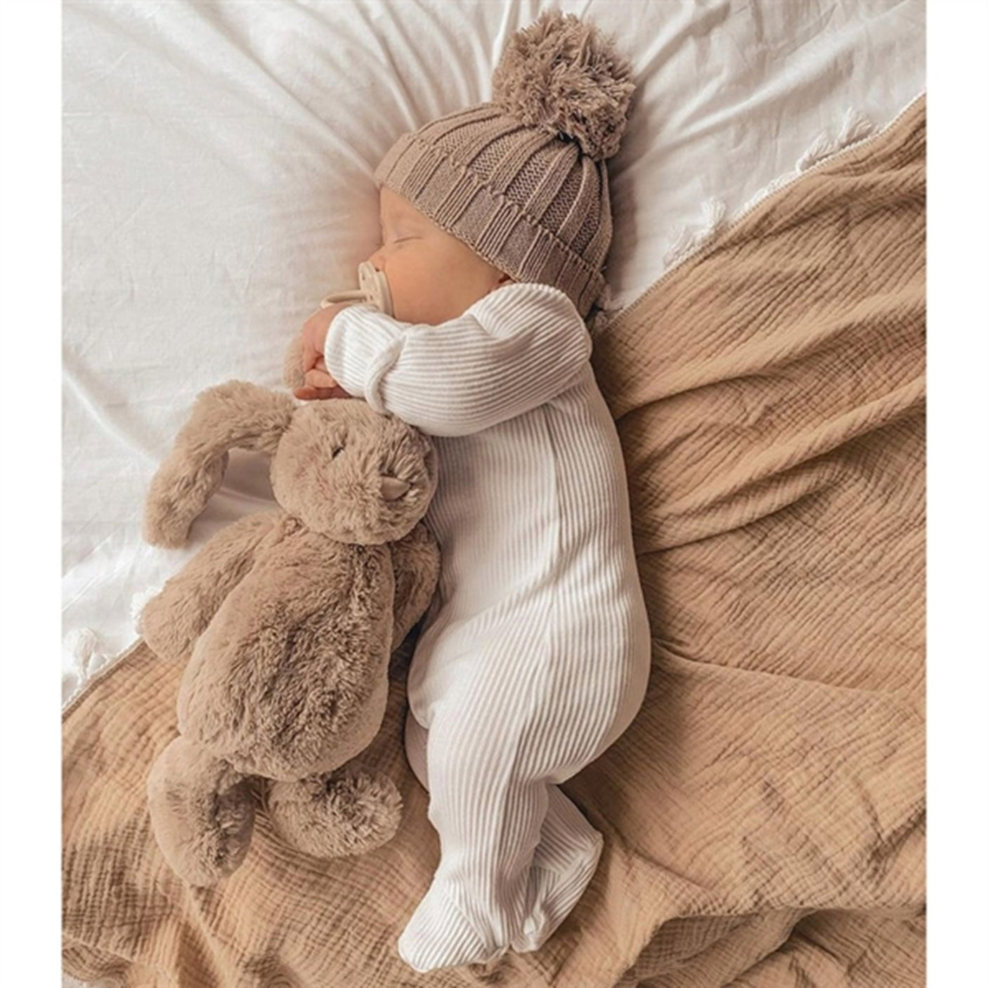 Hevea Pacifier Anatomisk 2-pack Pale Butter & Milky White 8