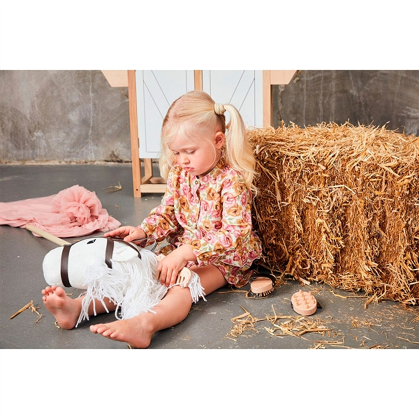 by Astrup Hobby Horse White