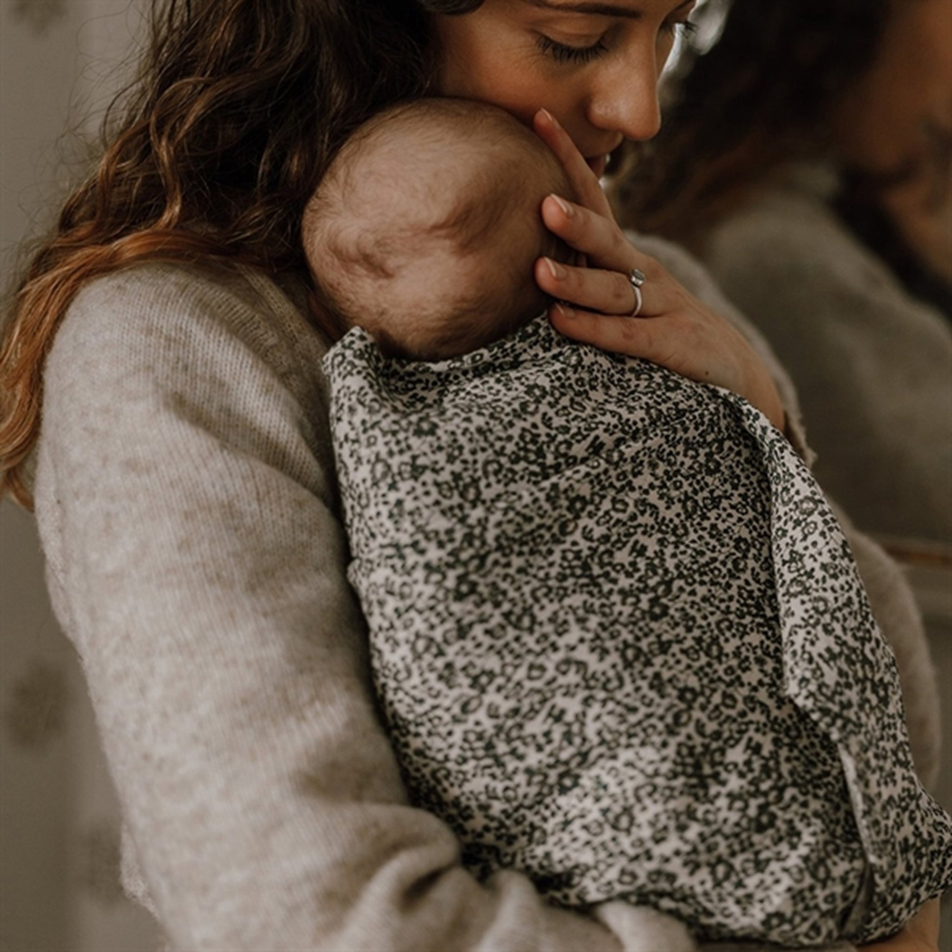 That's Mine Muslin Swaddle Jana Flores Sandshell/Blue